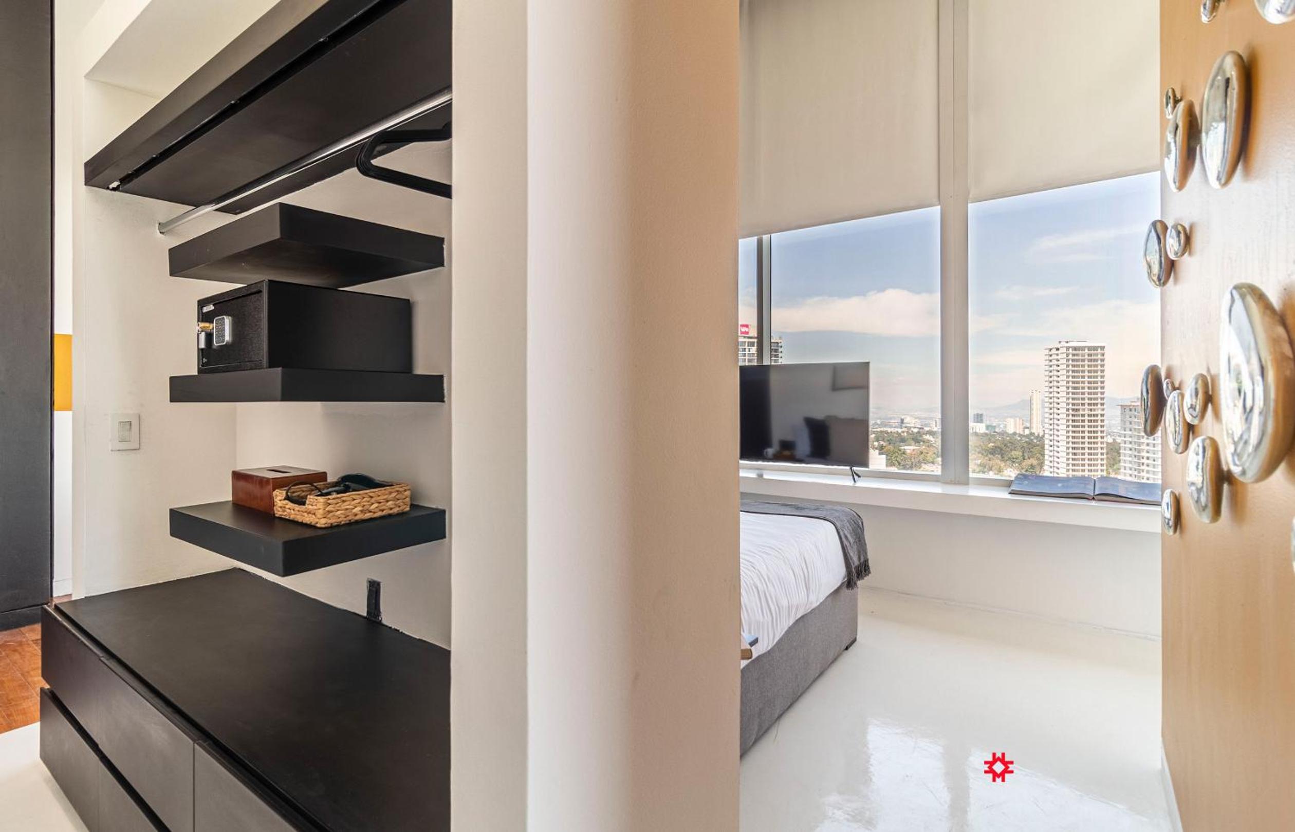 Junior suite  with city view - Photo 18