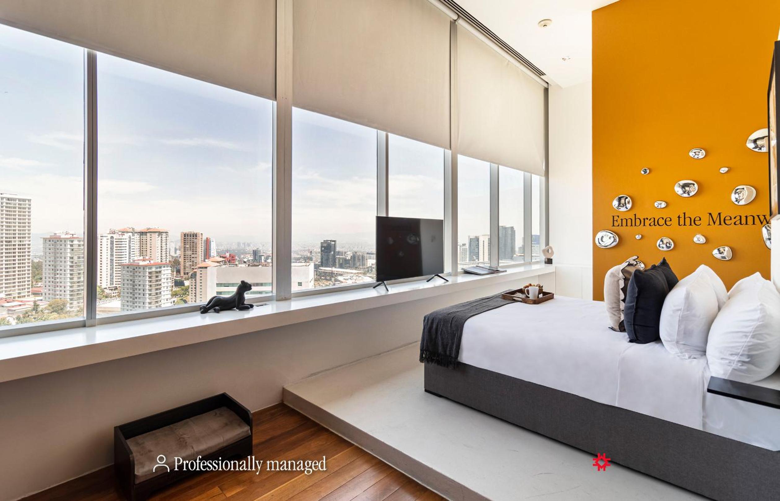 Junior suite  with city view - Photo 1