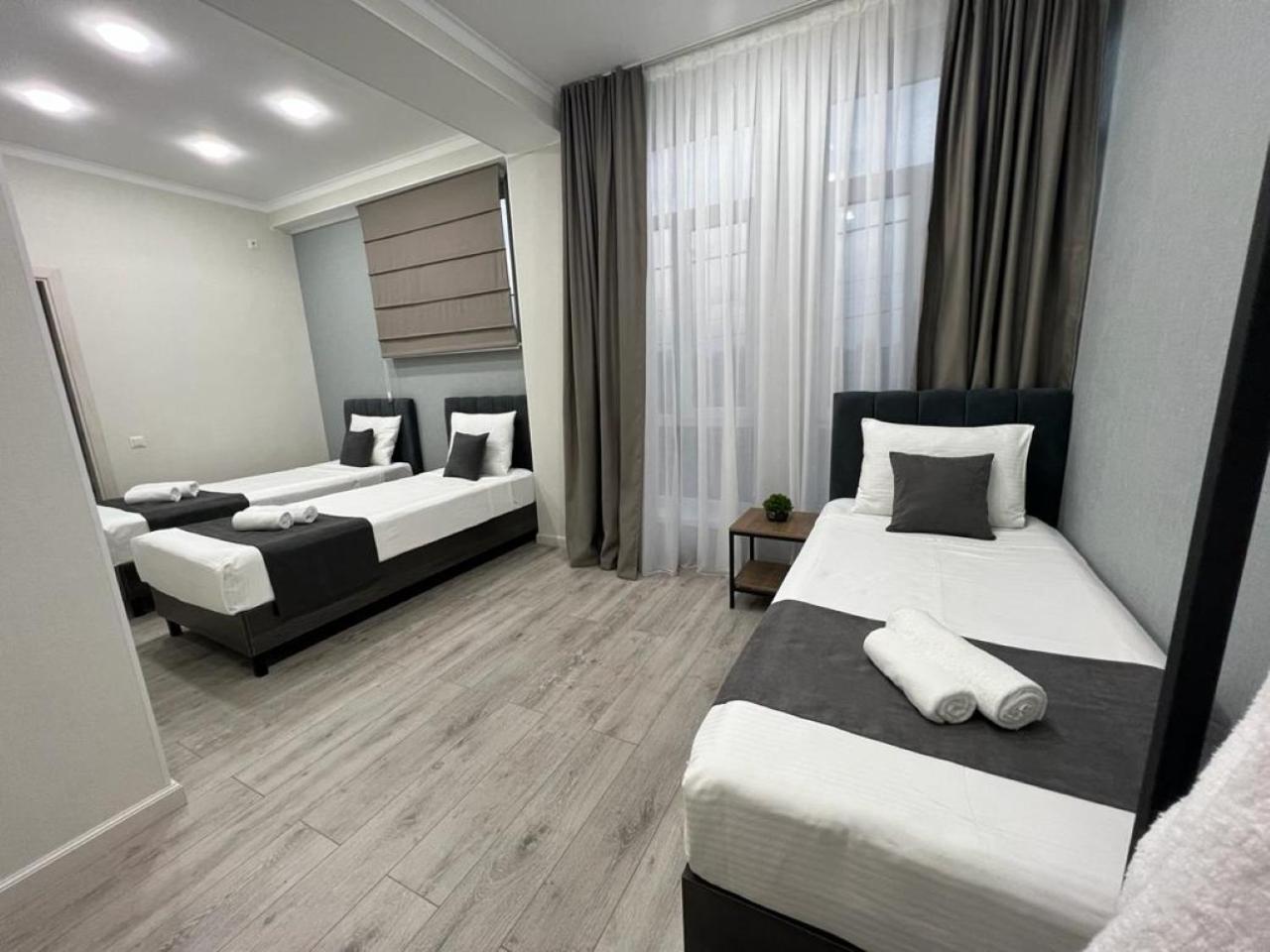 Standard Triple Room - Photo 1