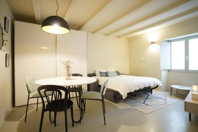 Studio Apartment photo 3