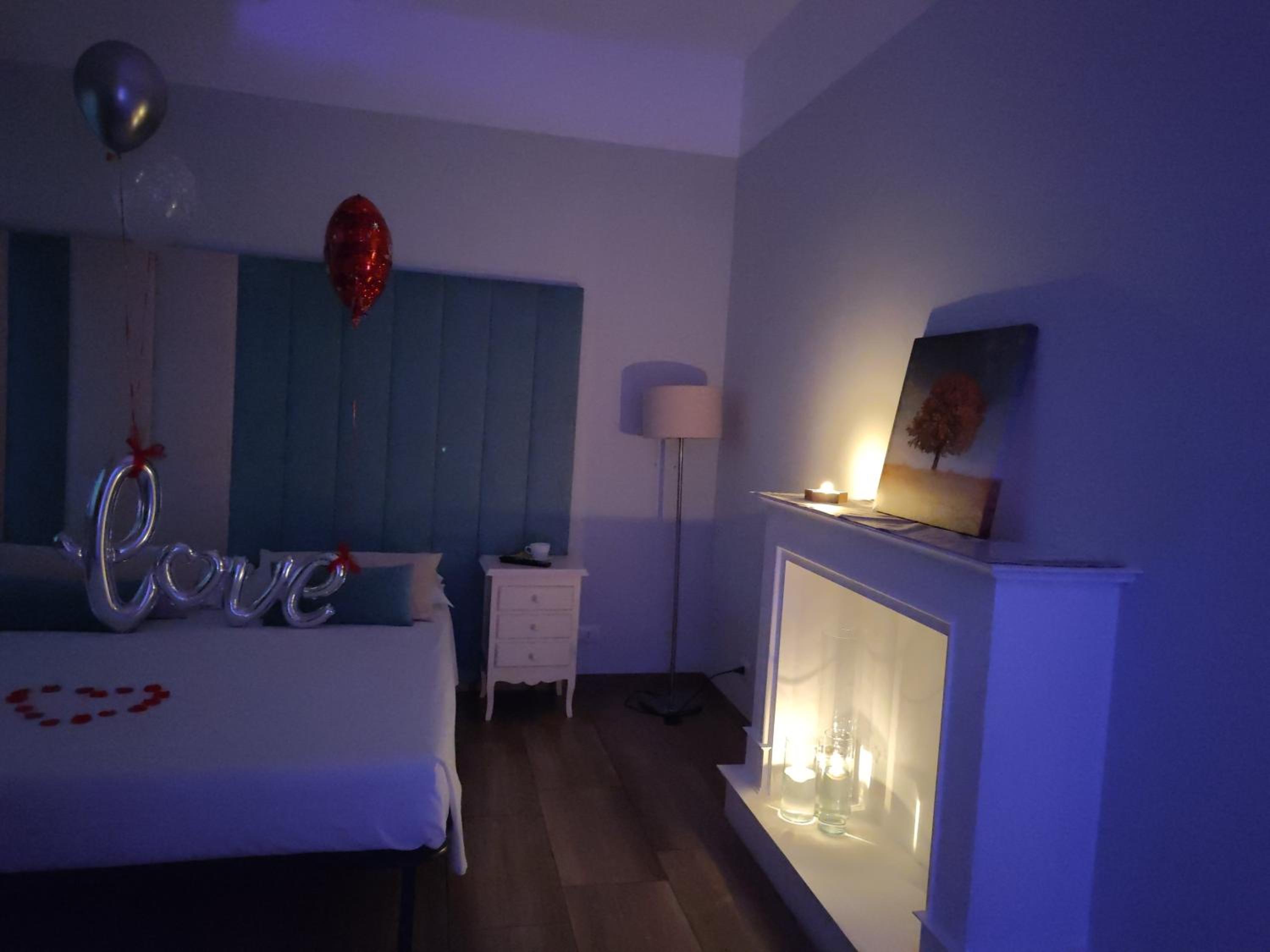 Deluxe Suite with Spa Bath