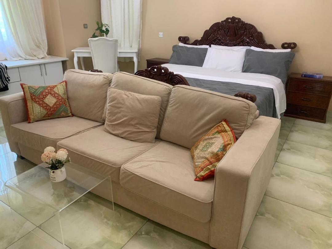 Double Room with Private Bathroom photo 3