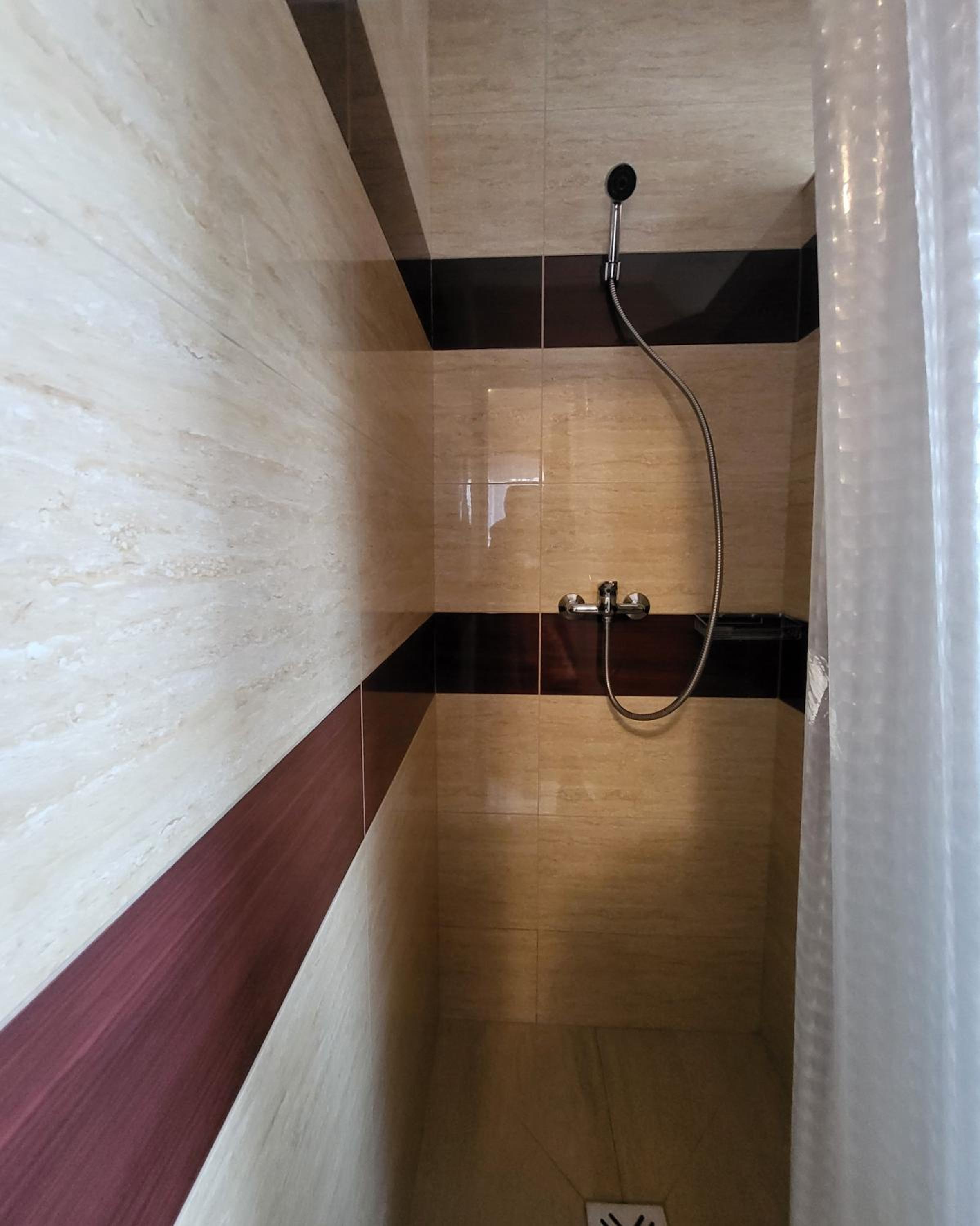 Small Single Room photo 3