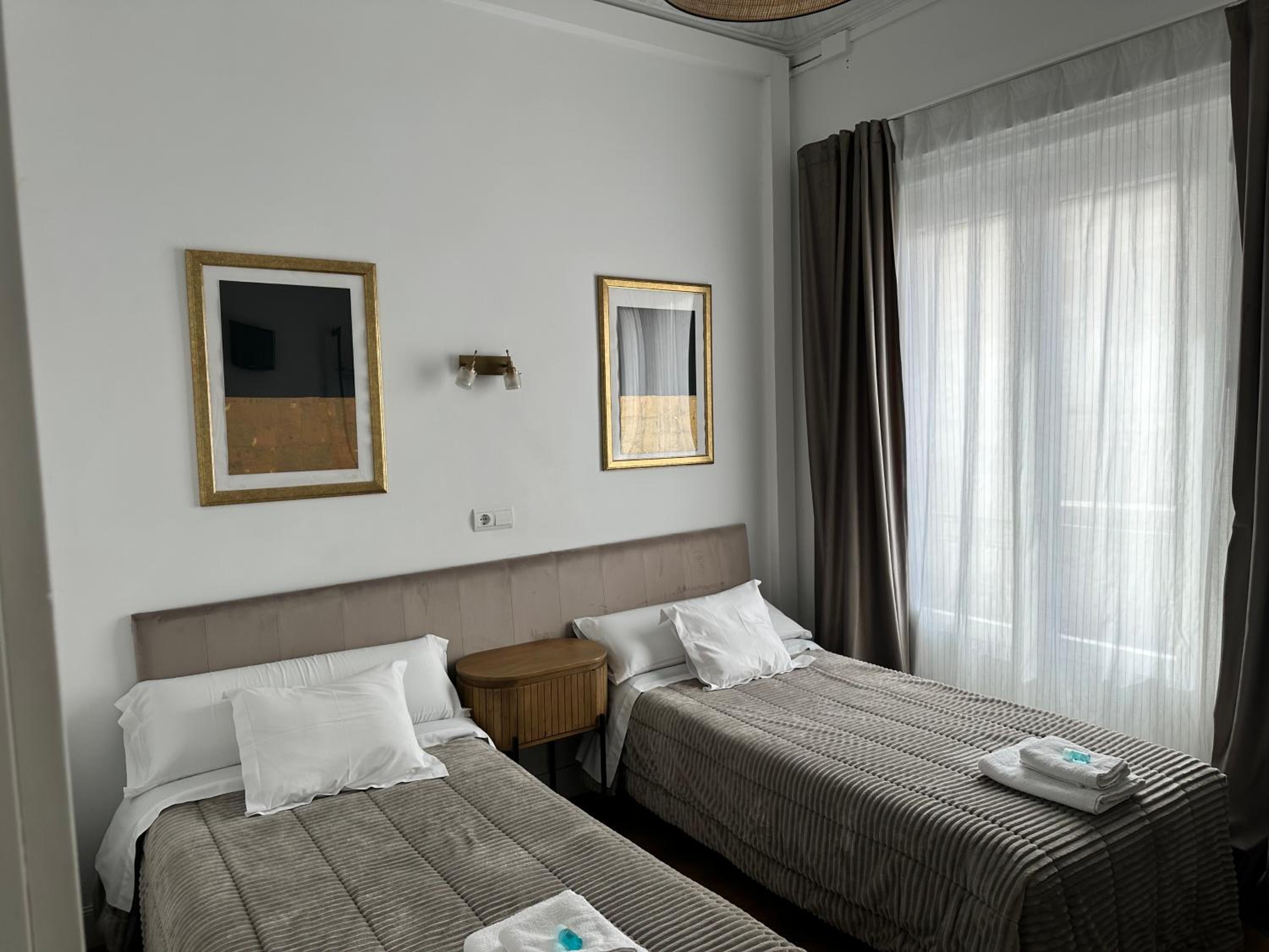Twin Room photo 2