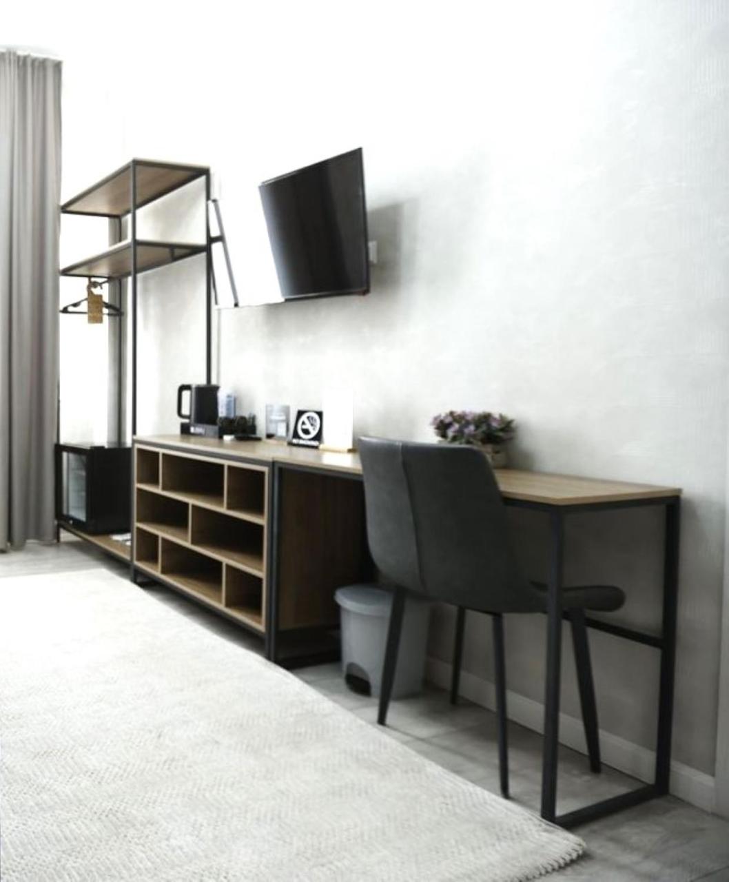 Deluxe Family Room - Photo 3