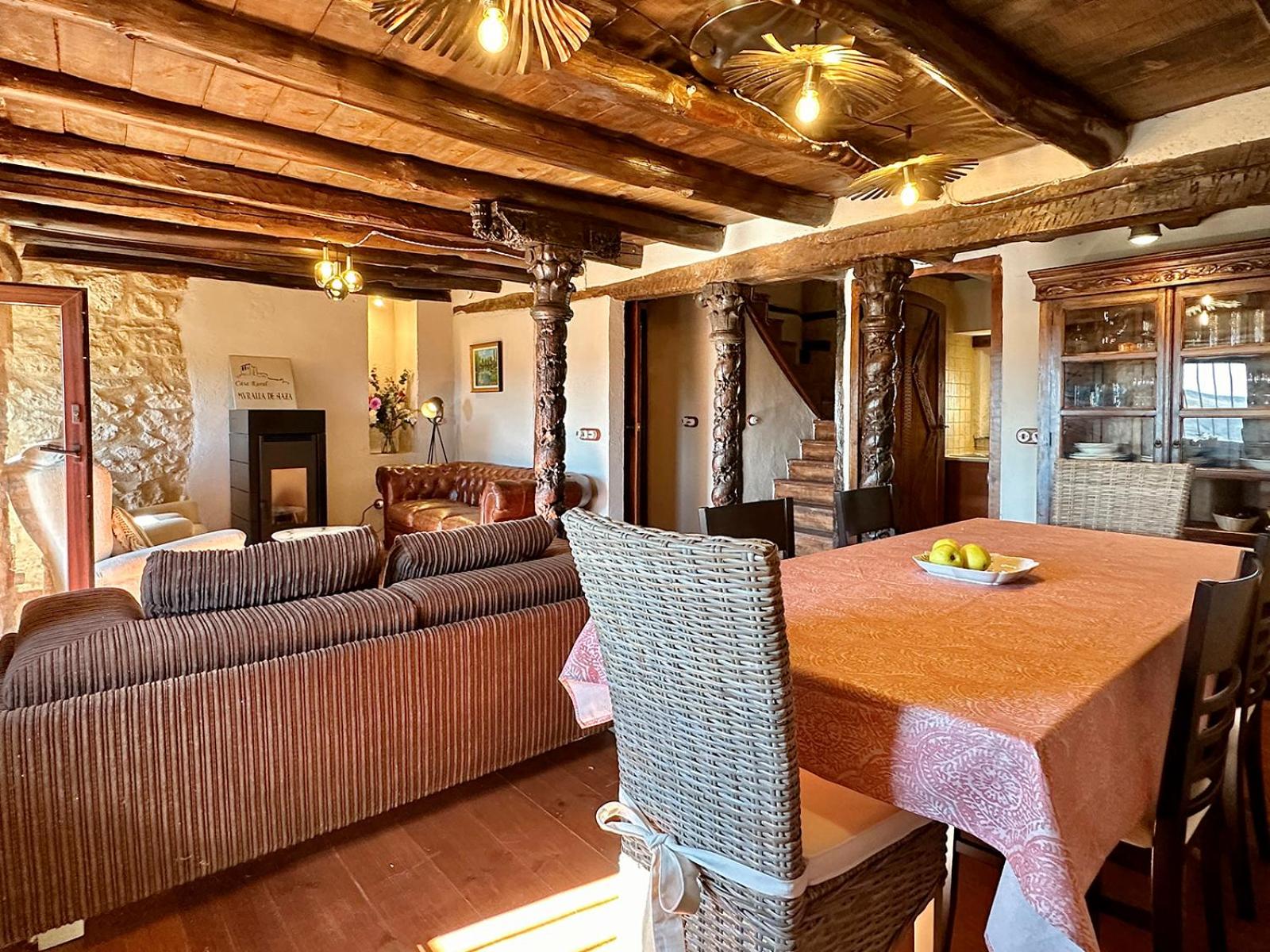 Casa de cuatro habitaciones