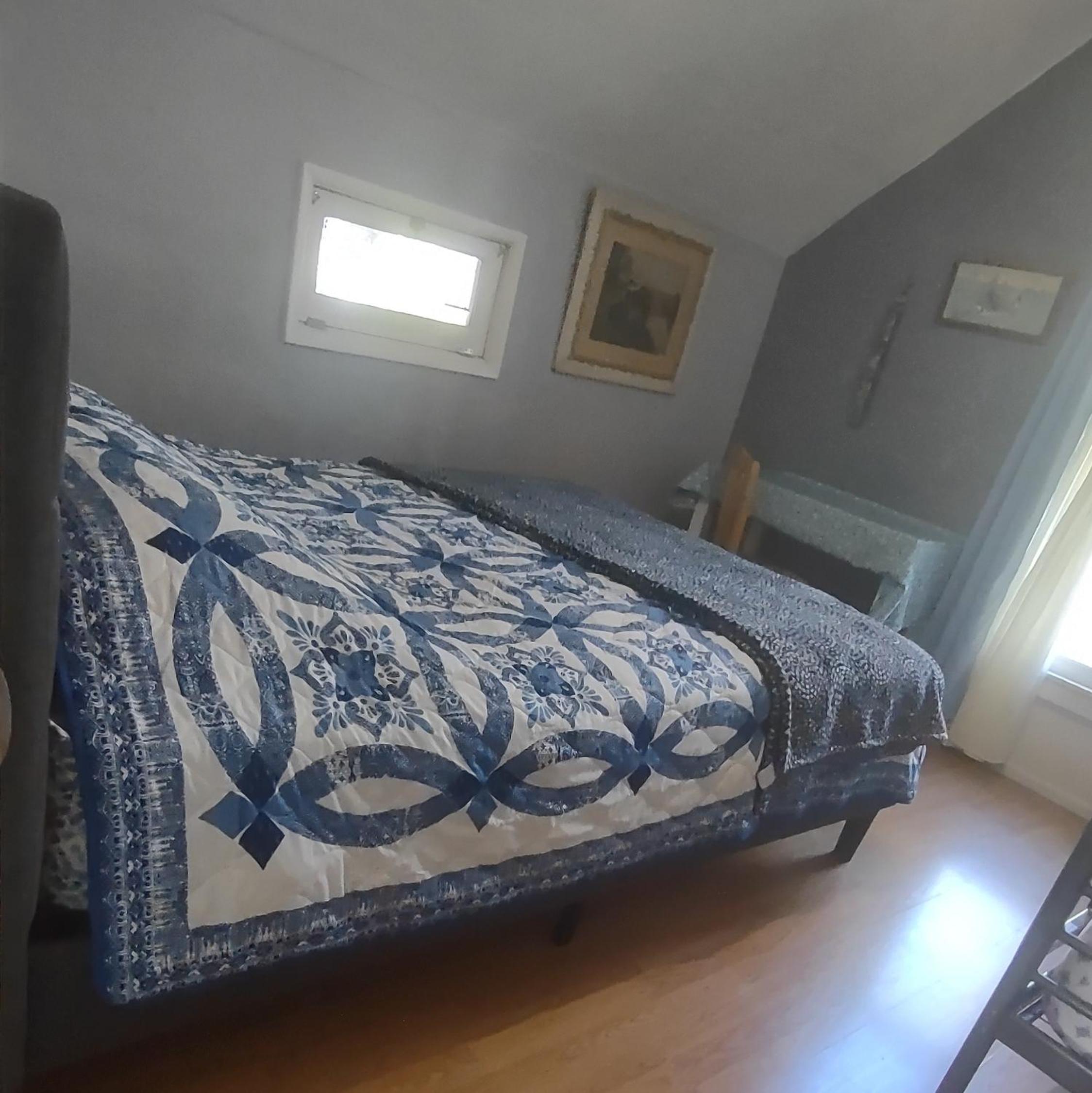 Economy Quadruple Room photo 2