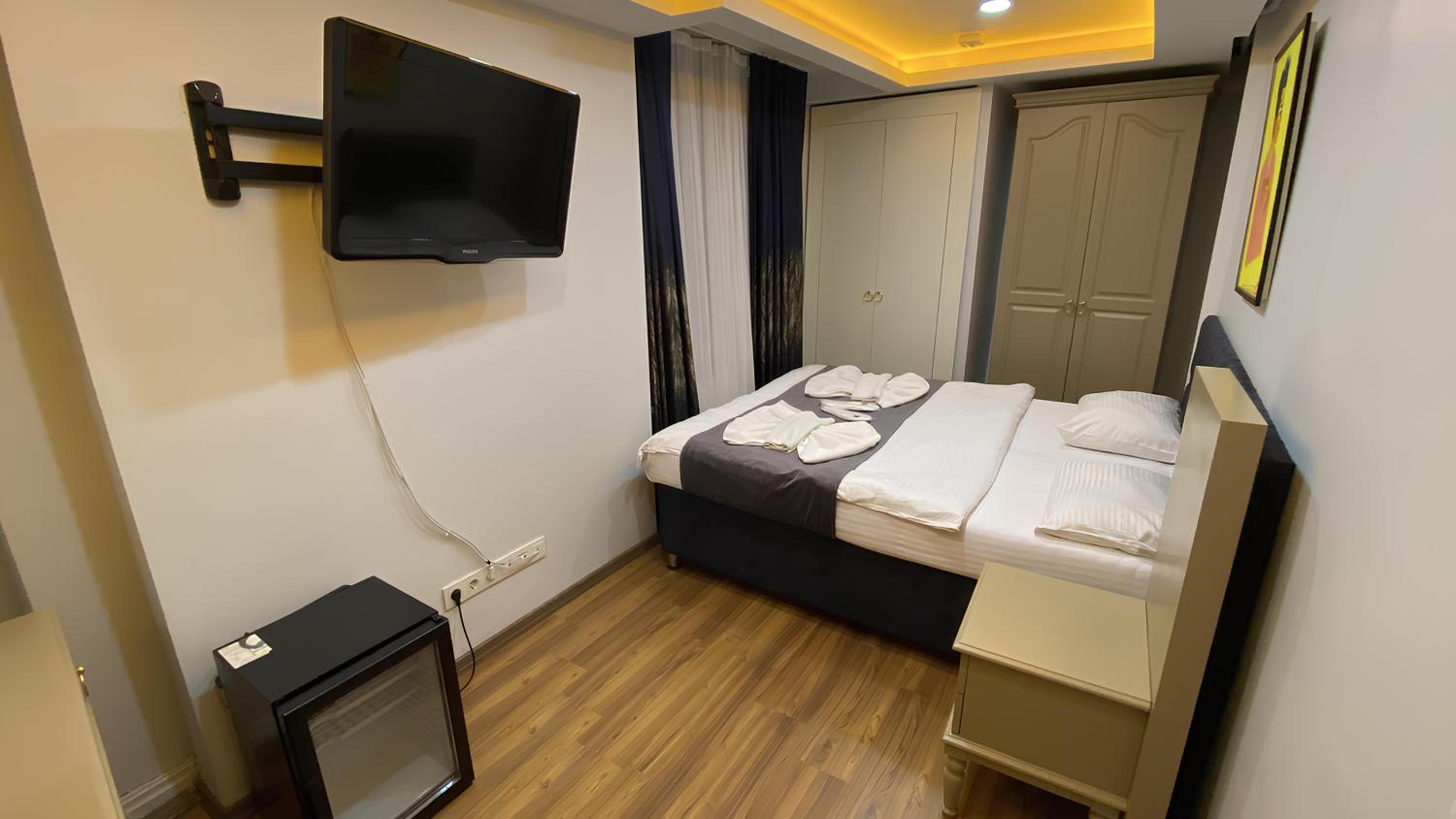 Small Double Room photo 3
