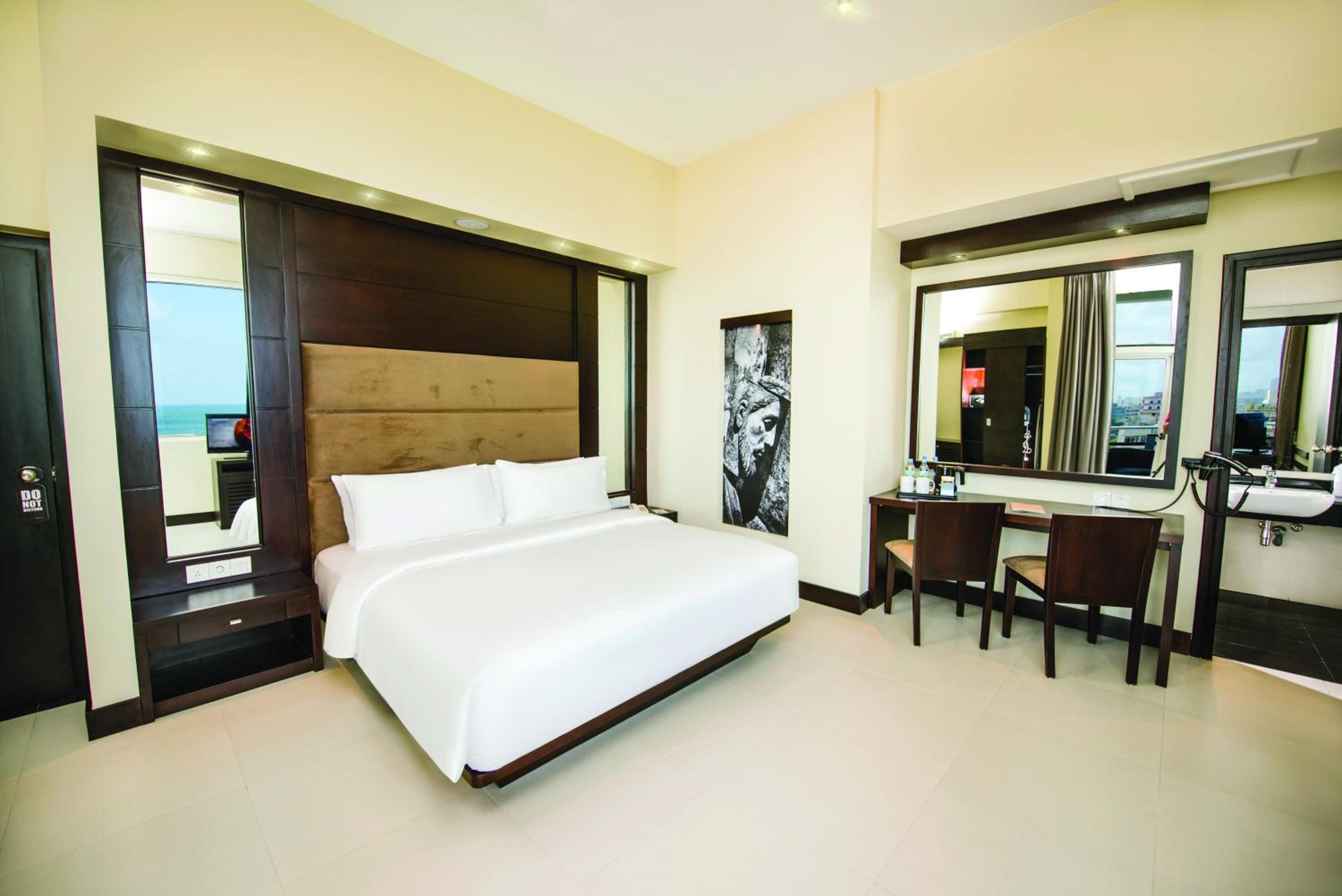 Deluxe Triple Room with Early Check-in from 11 AM & Late Check-out until 2 PM (On Availability)