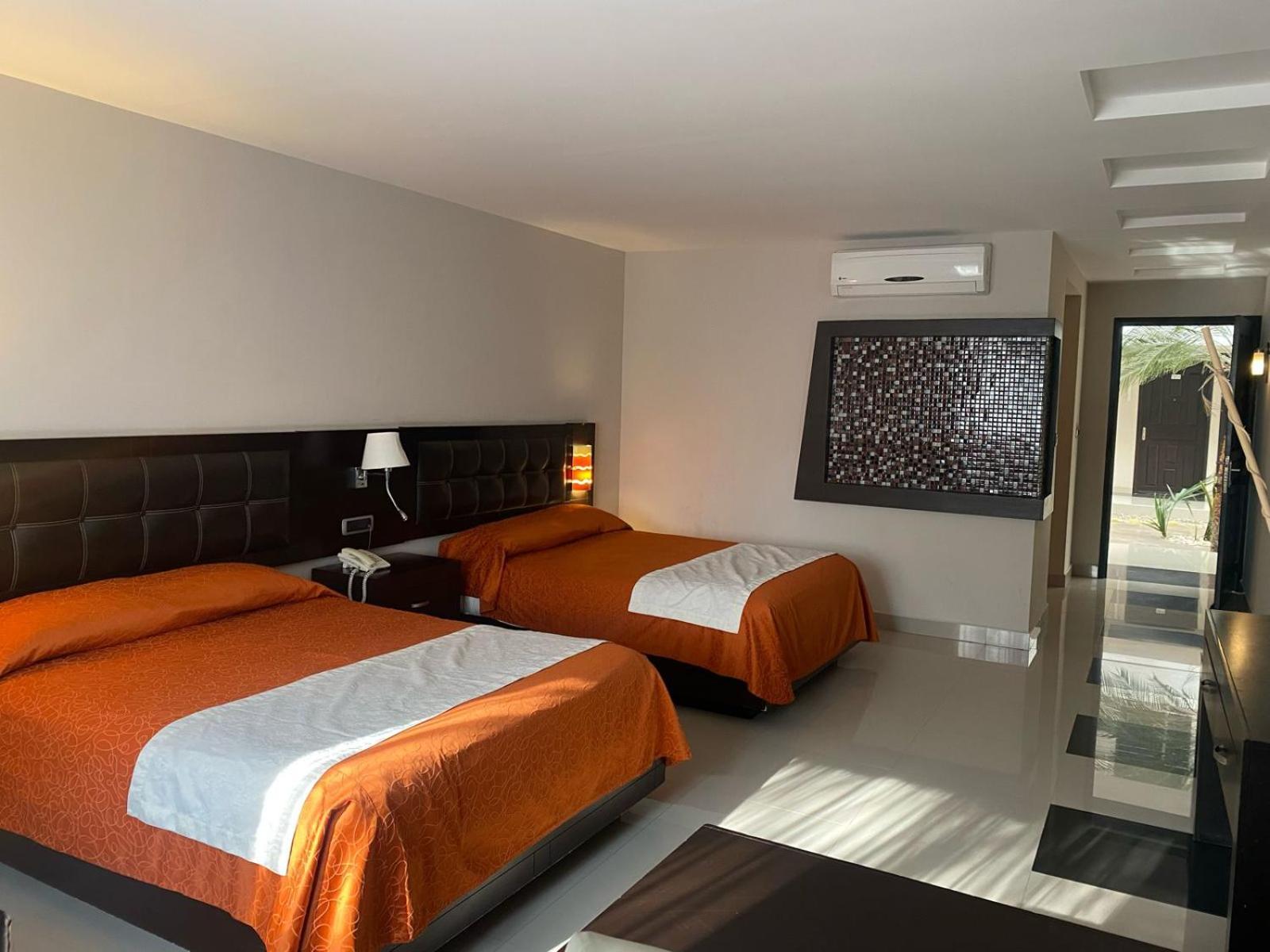Deluxe Twin Room photo 1