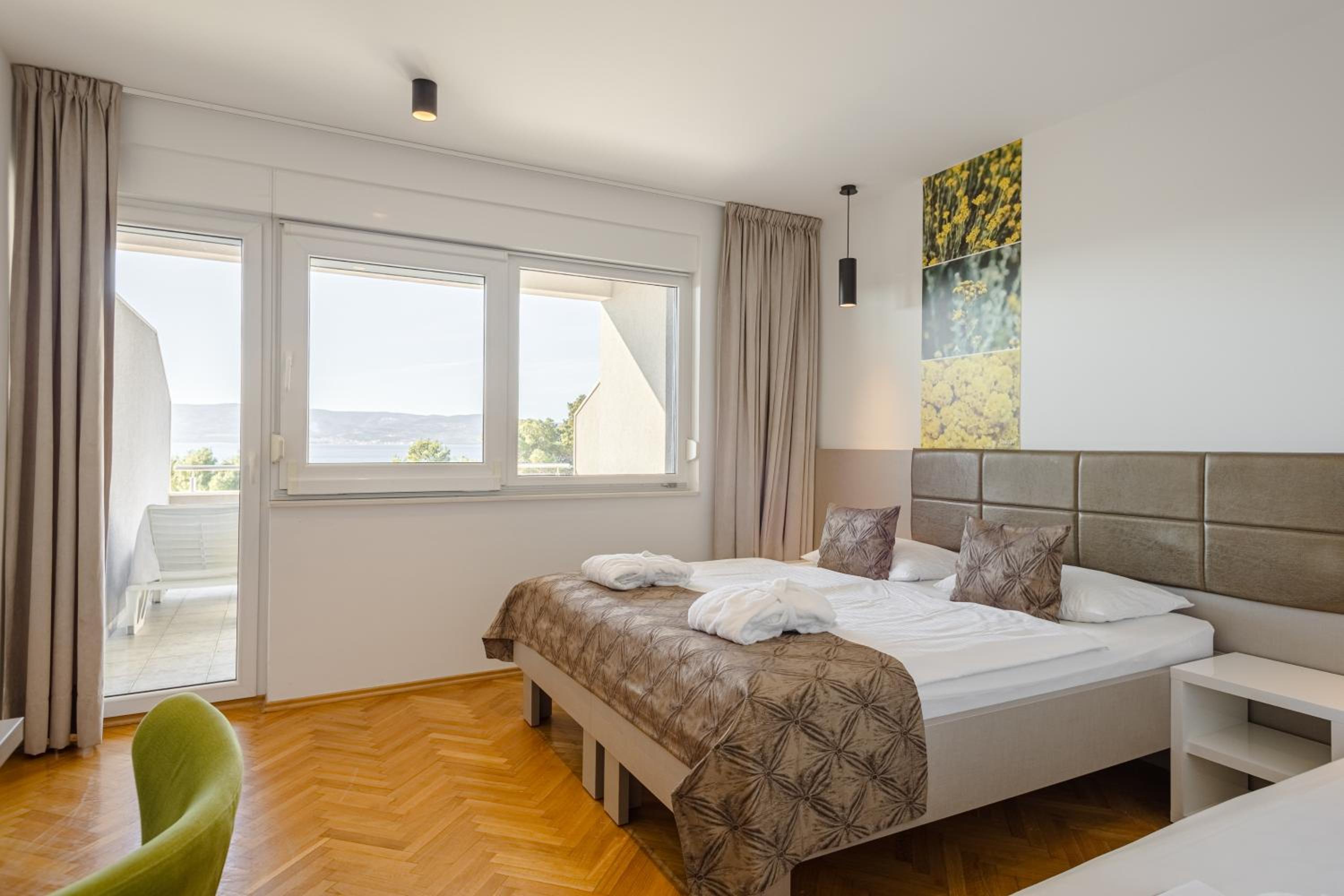 Superior Triple Room with Sea View photo 2