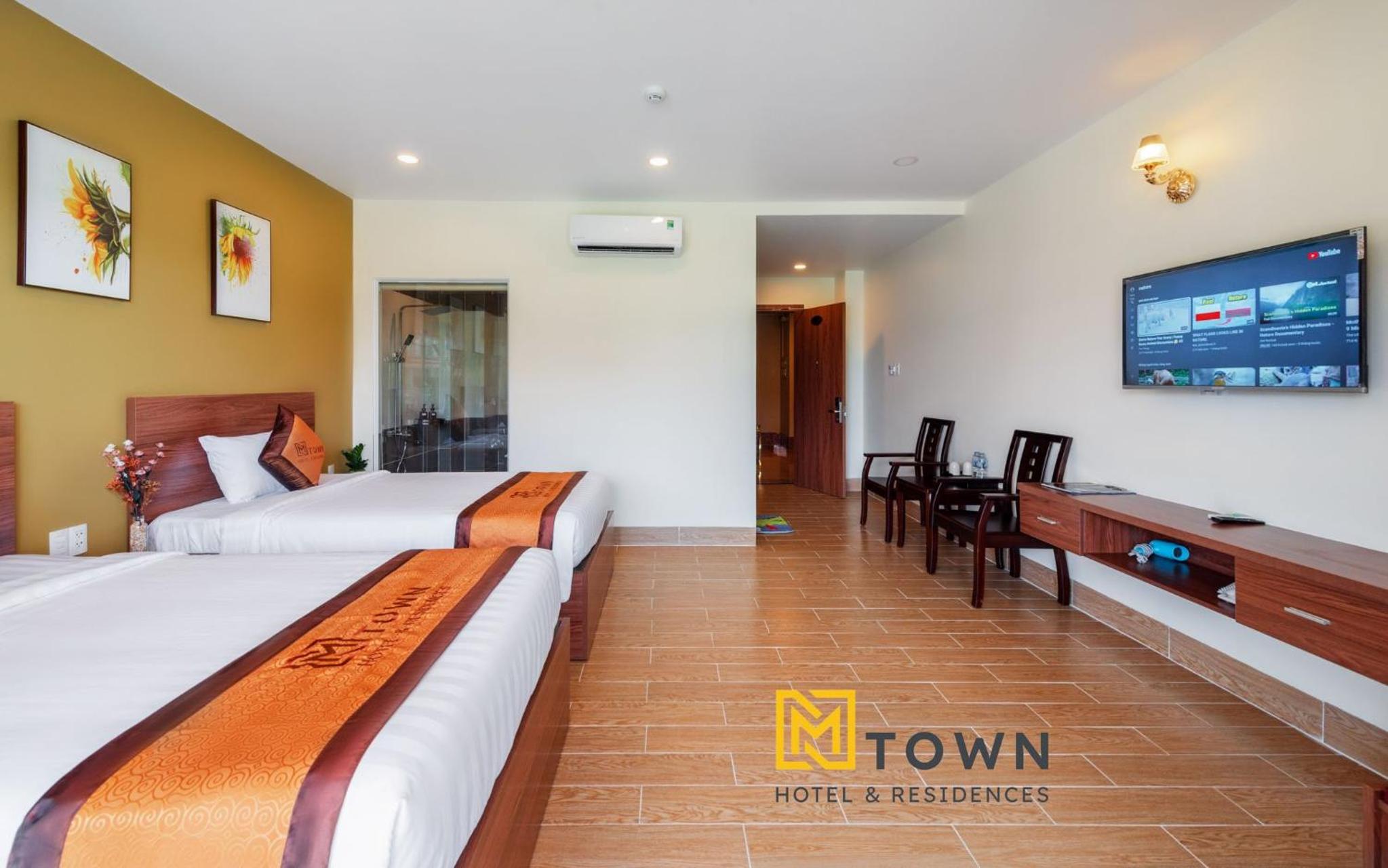 Deluxe Double or Twin Room - Photo 12