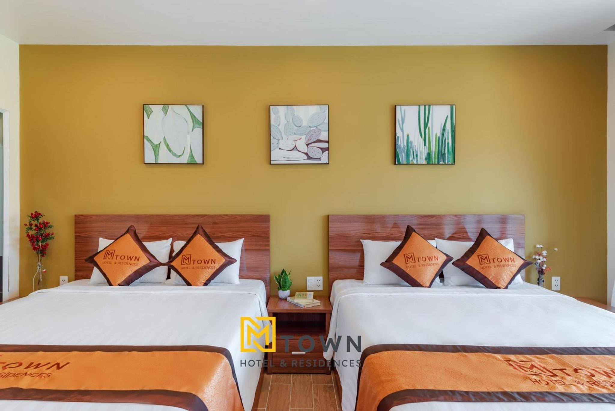 Deluxe Family Room - Photo 11