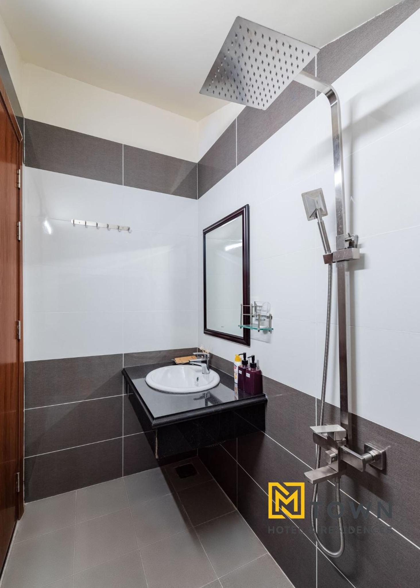 Deluxe Double or Twin Room - Photo 4
