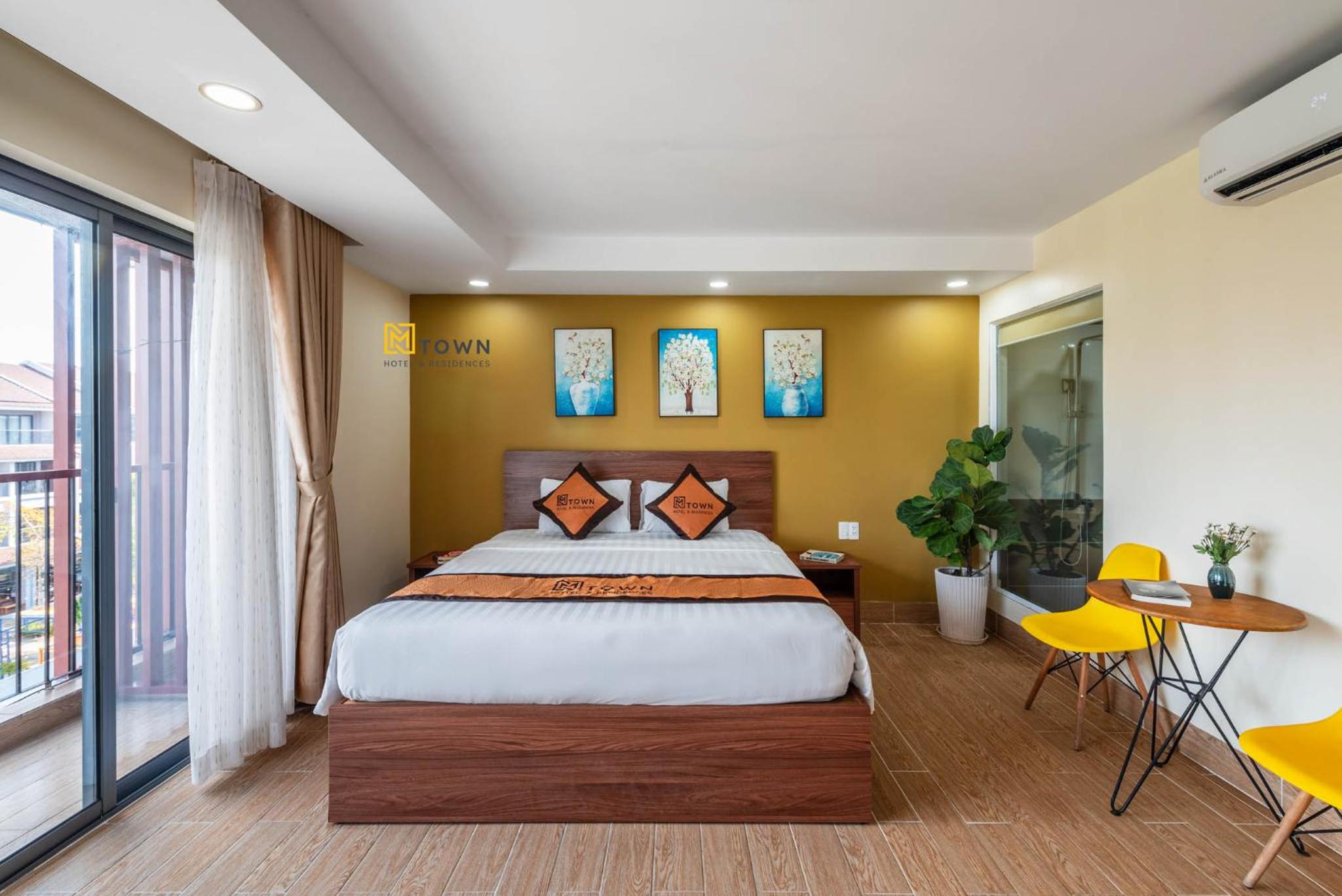 Studio Apartment - Photo 1