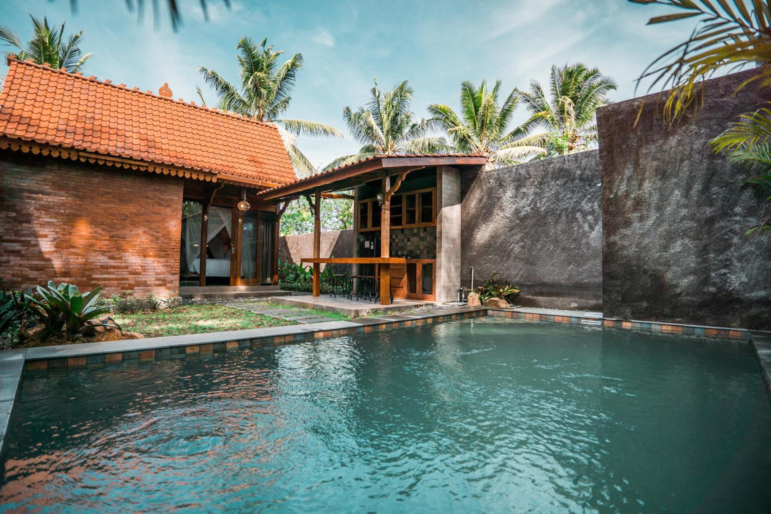 Wooden One Bedroom Private Pool - Photo 15