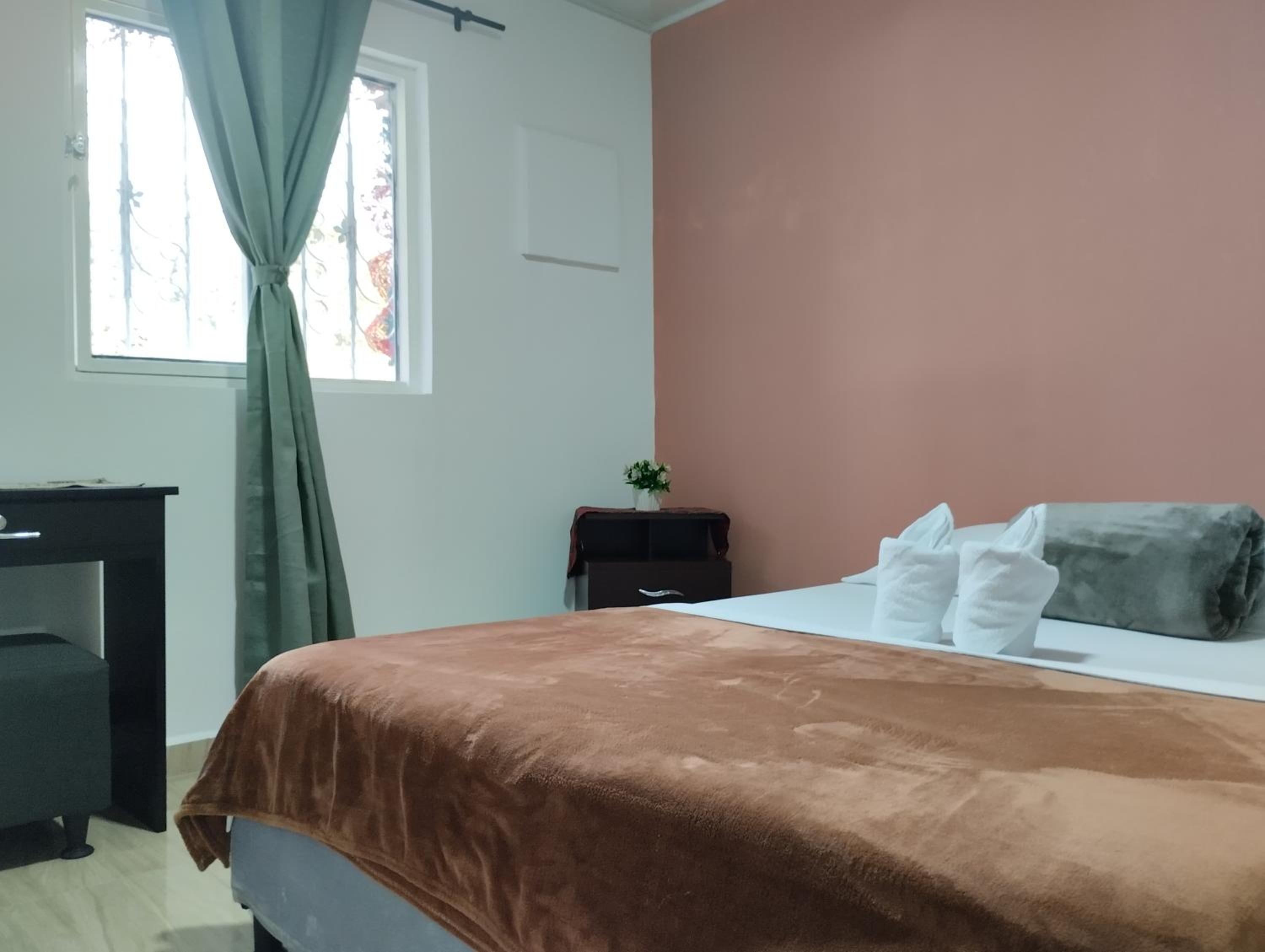 Double Room with Private Bathroom photo 1