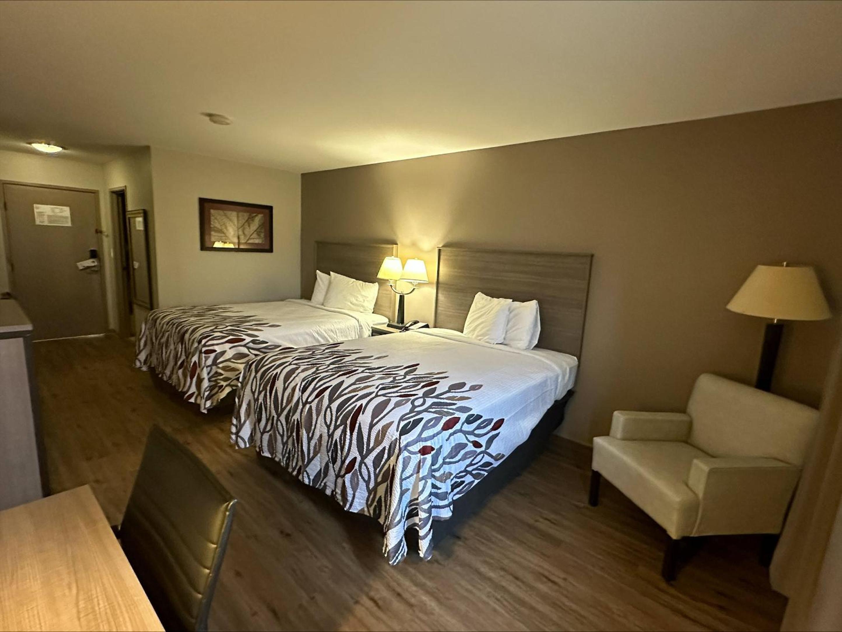 Superior Room with Two Queen Beds Smoke Free - Photo 1