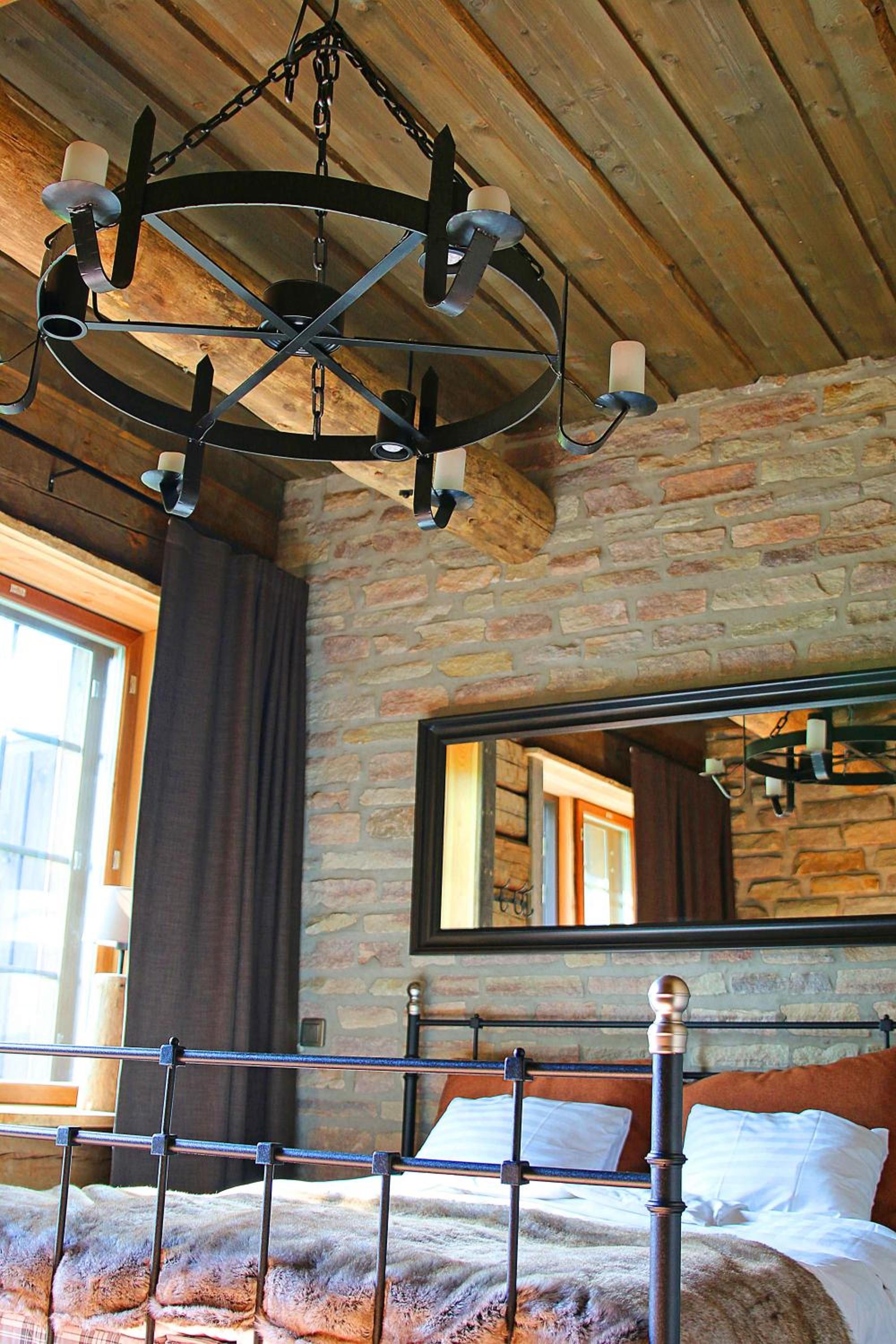 Double or Twin Room with Balcony and spa access - Photo 7