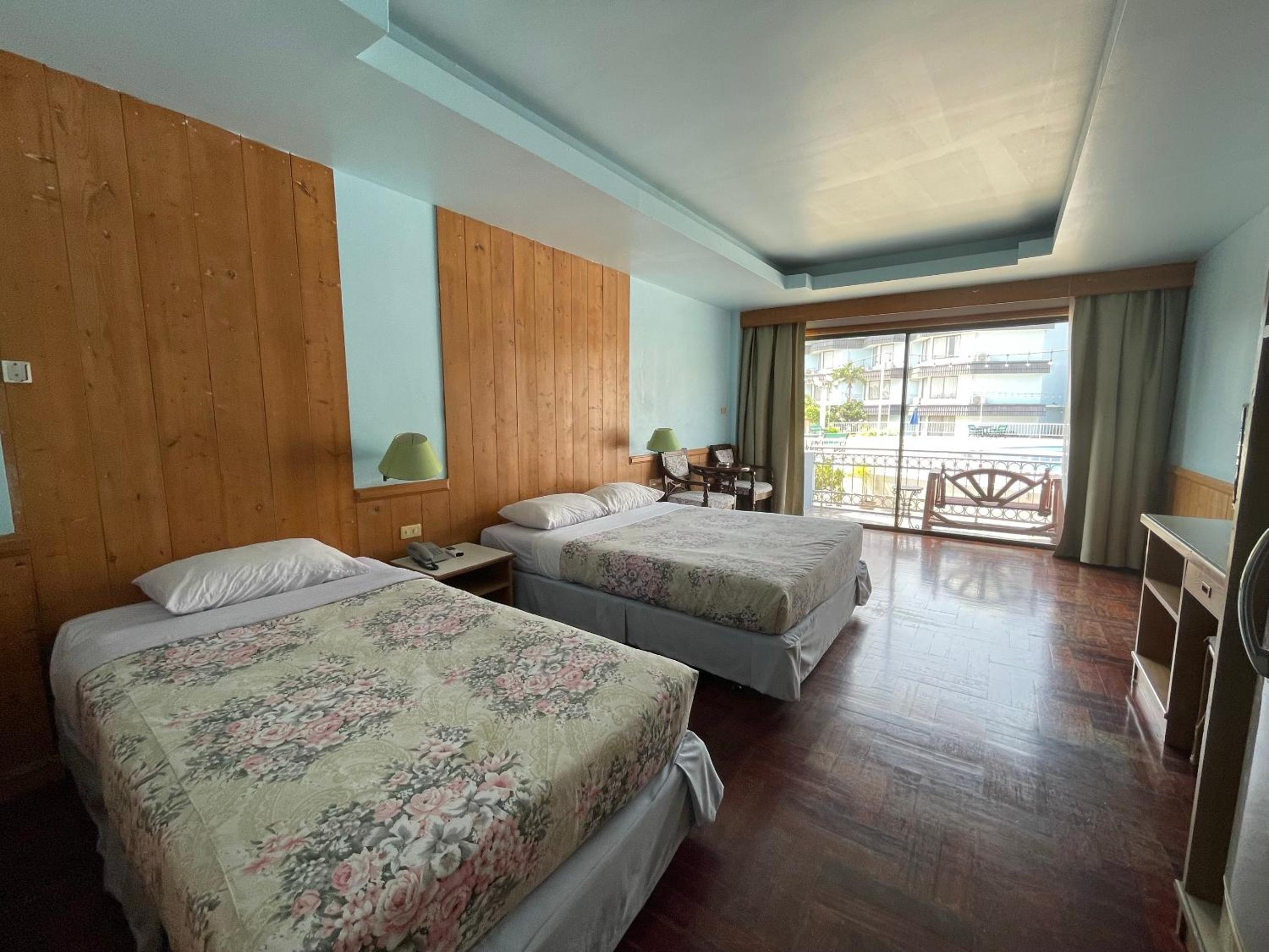 Standard Twin Room photo 1
