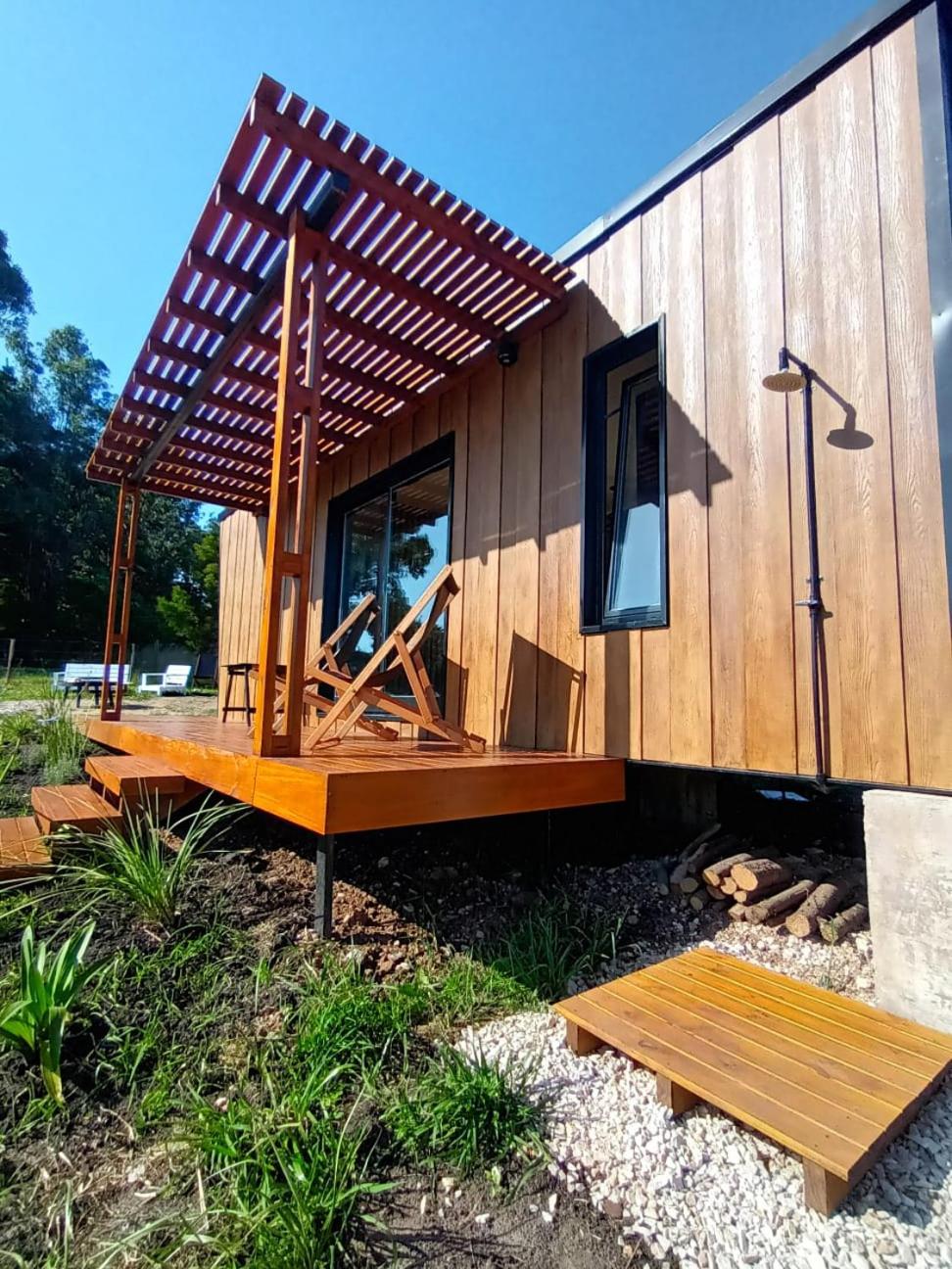 One-Bedroom House photo 1
