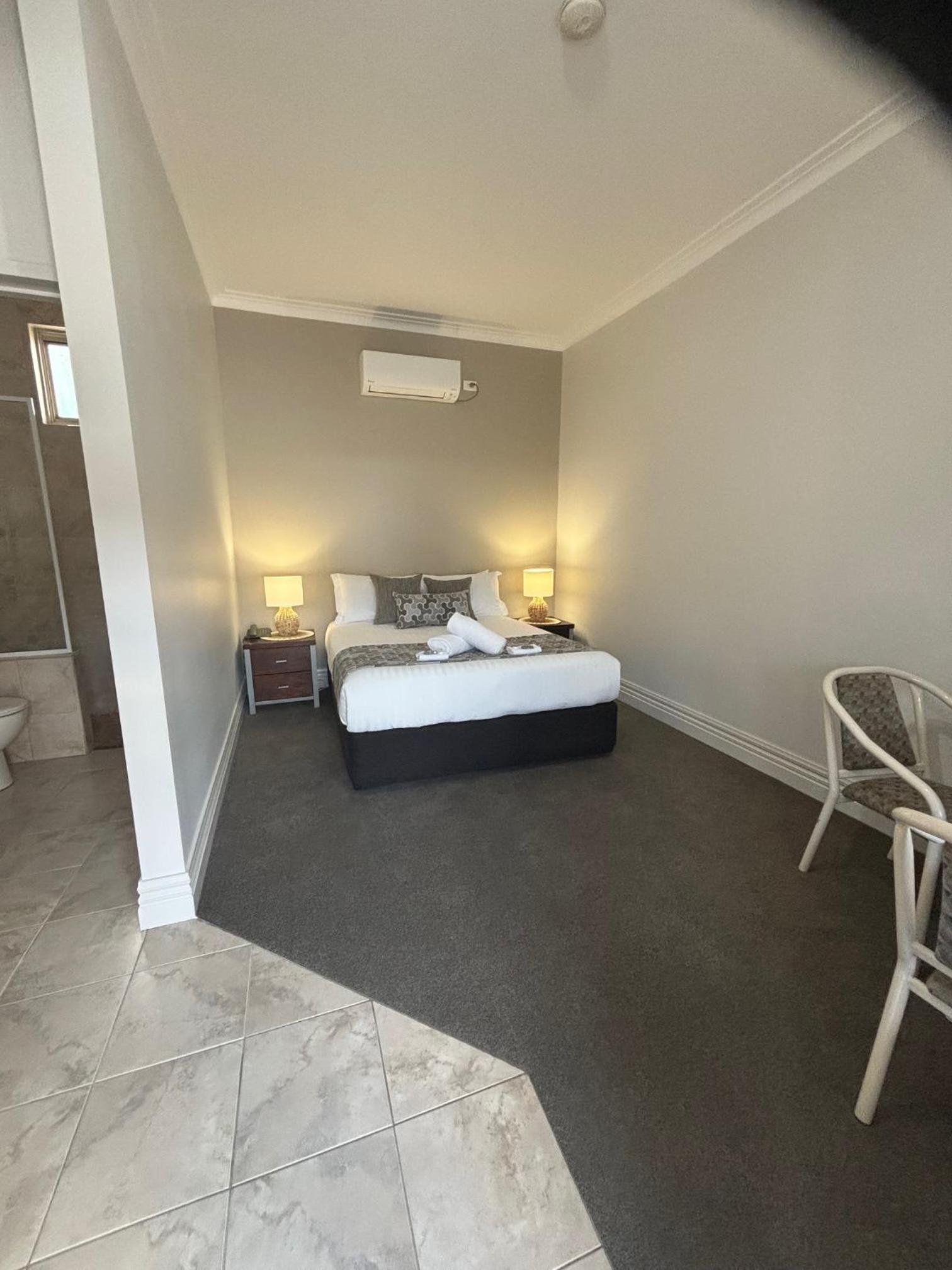 Superior Queen Room