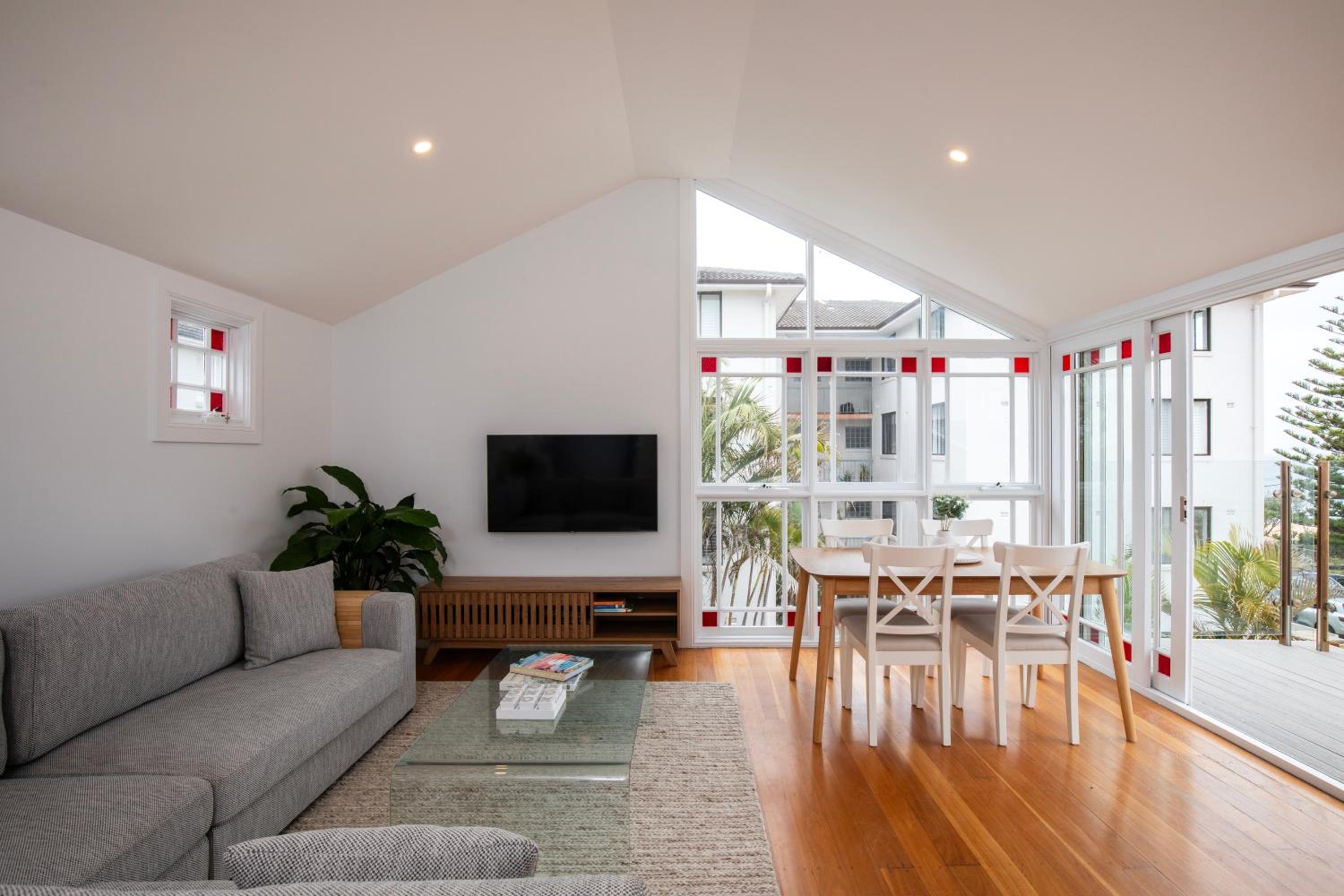 Three-Bedroom Apartment photo 1