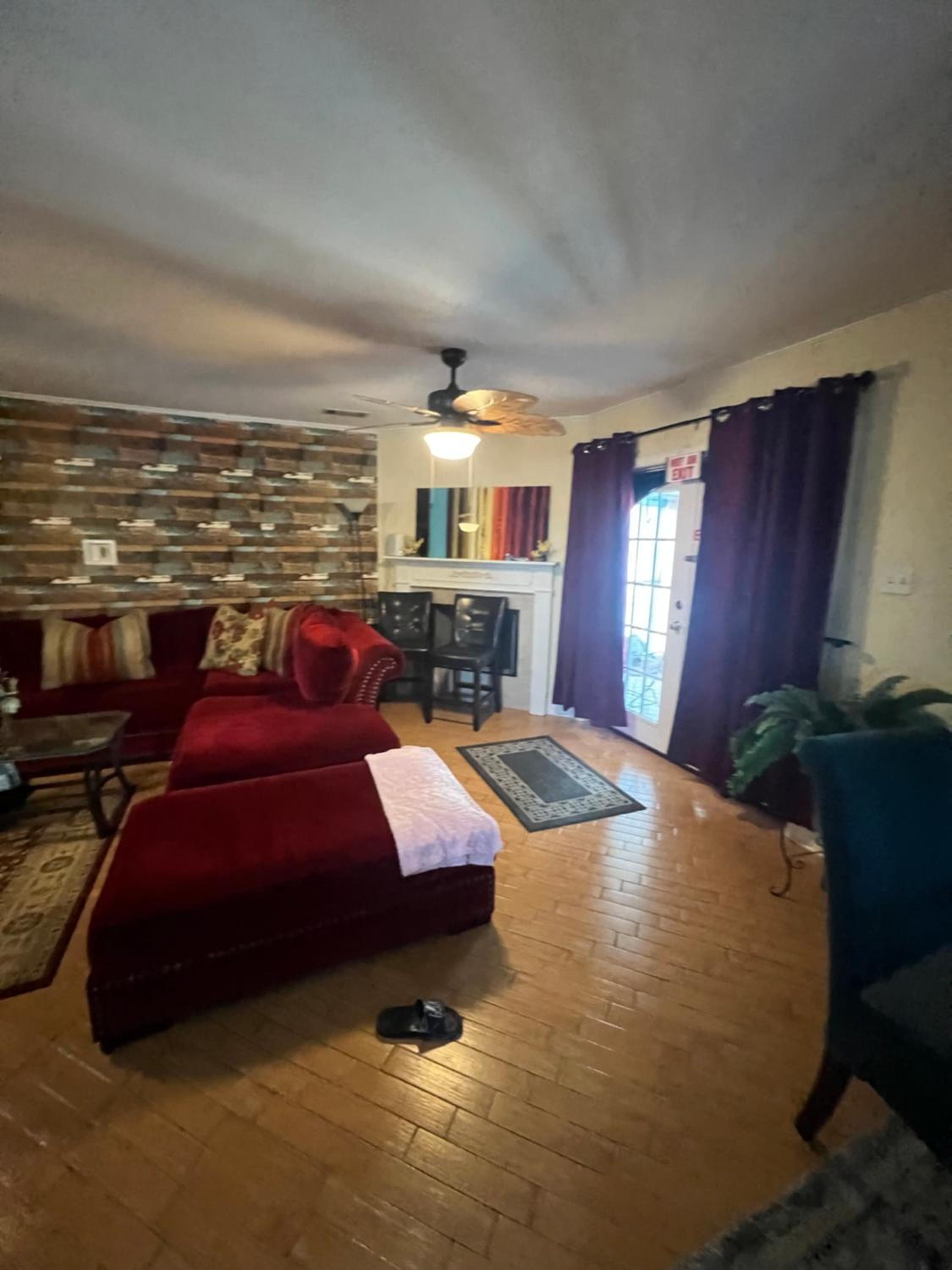 Four-Bedroom House photo 1