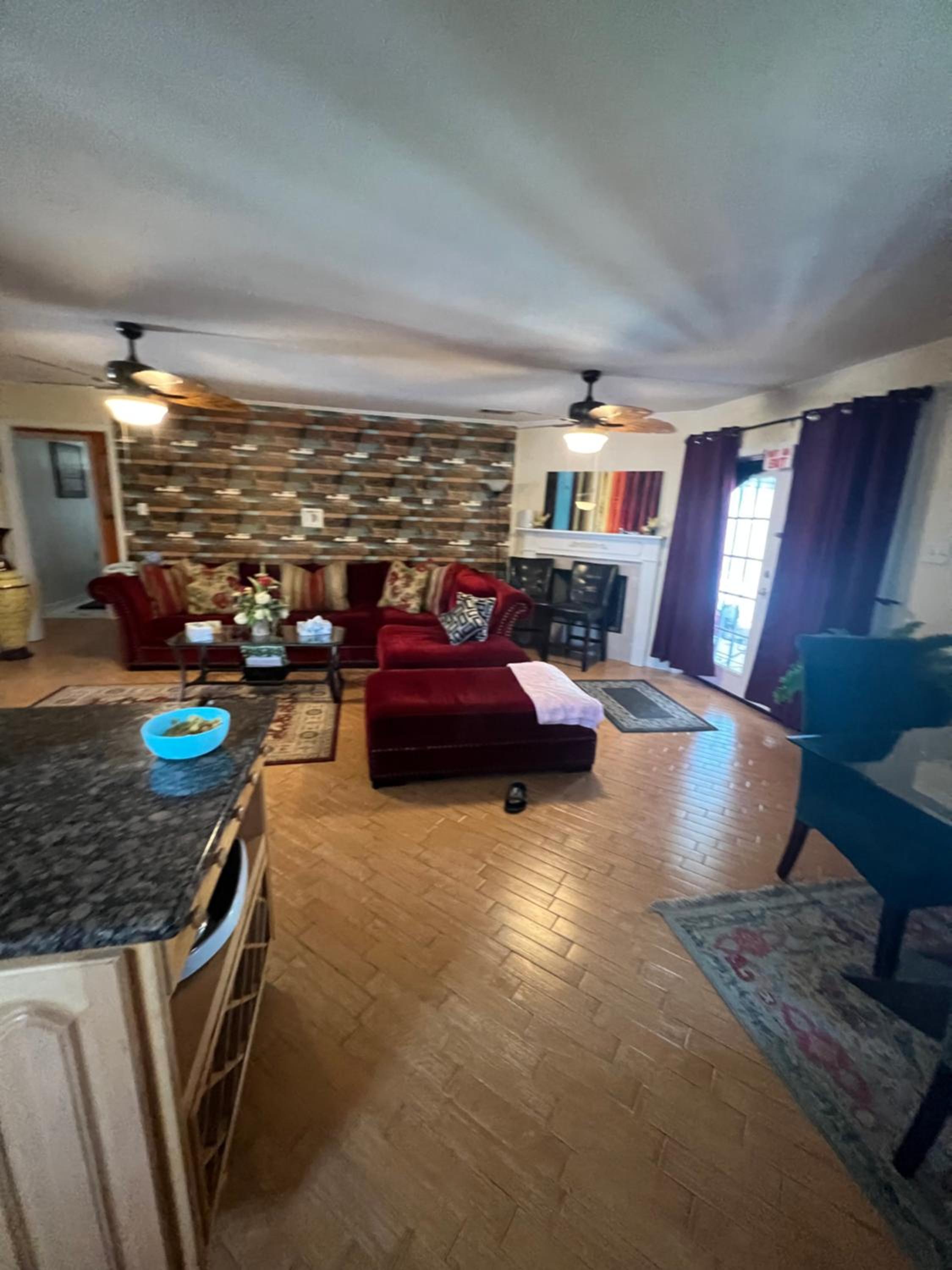 Four-Bedroom House photo 3