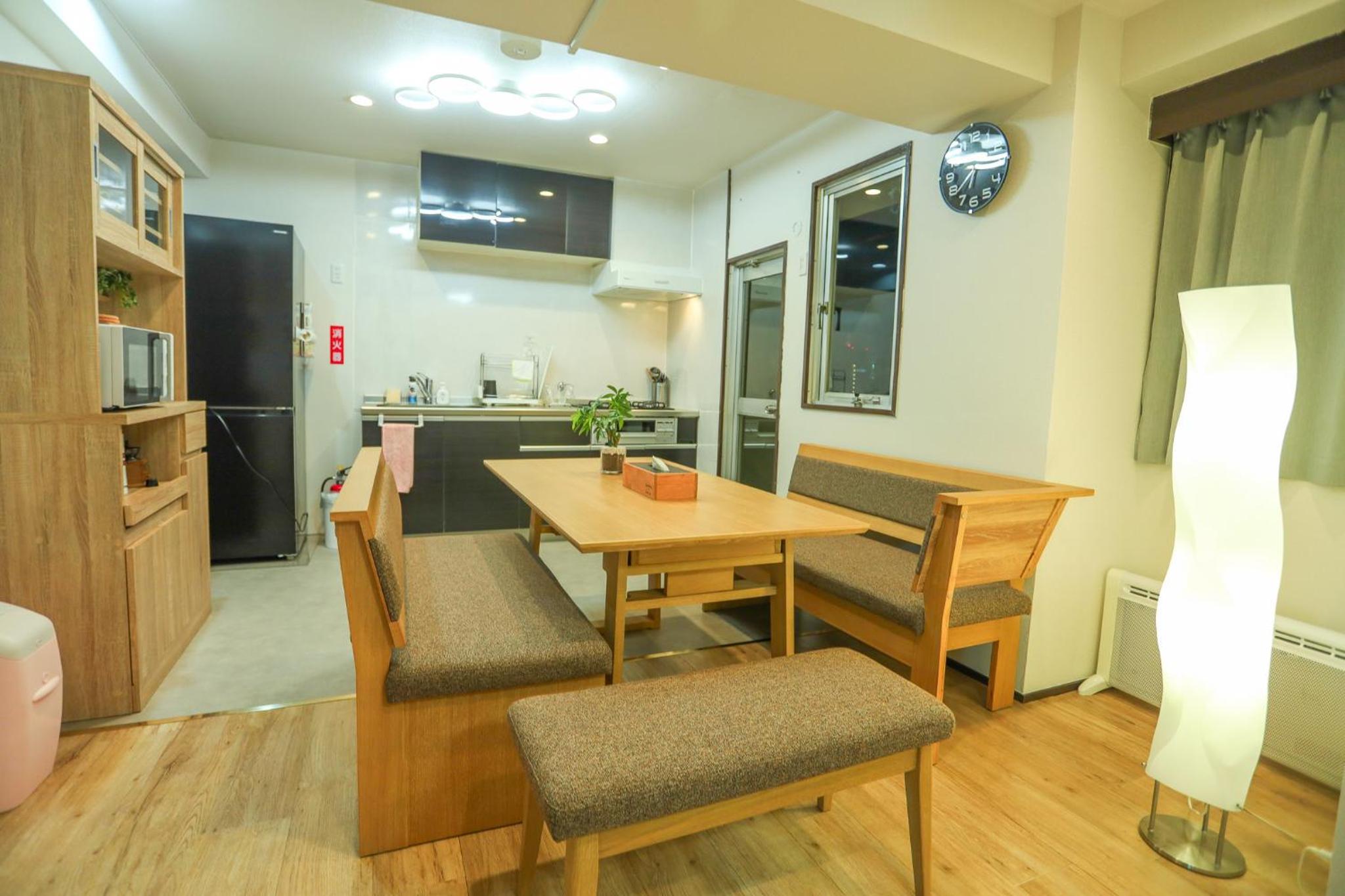 Three-Bedroom Apartment photo 2