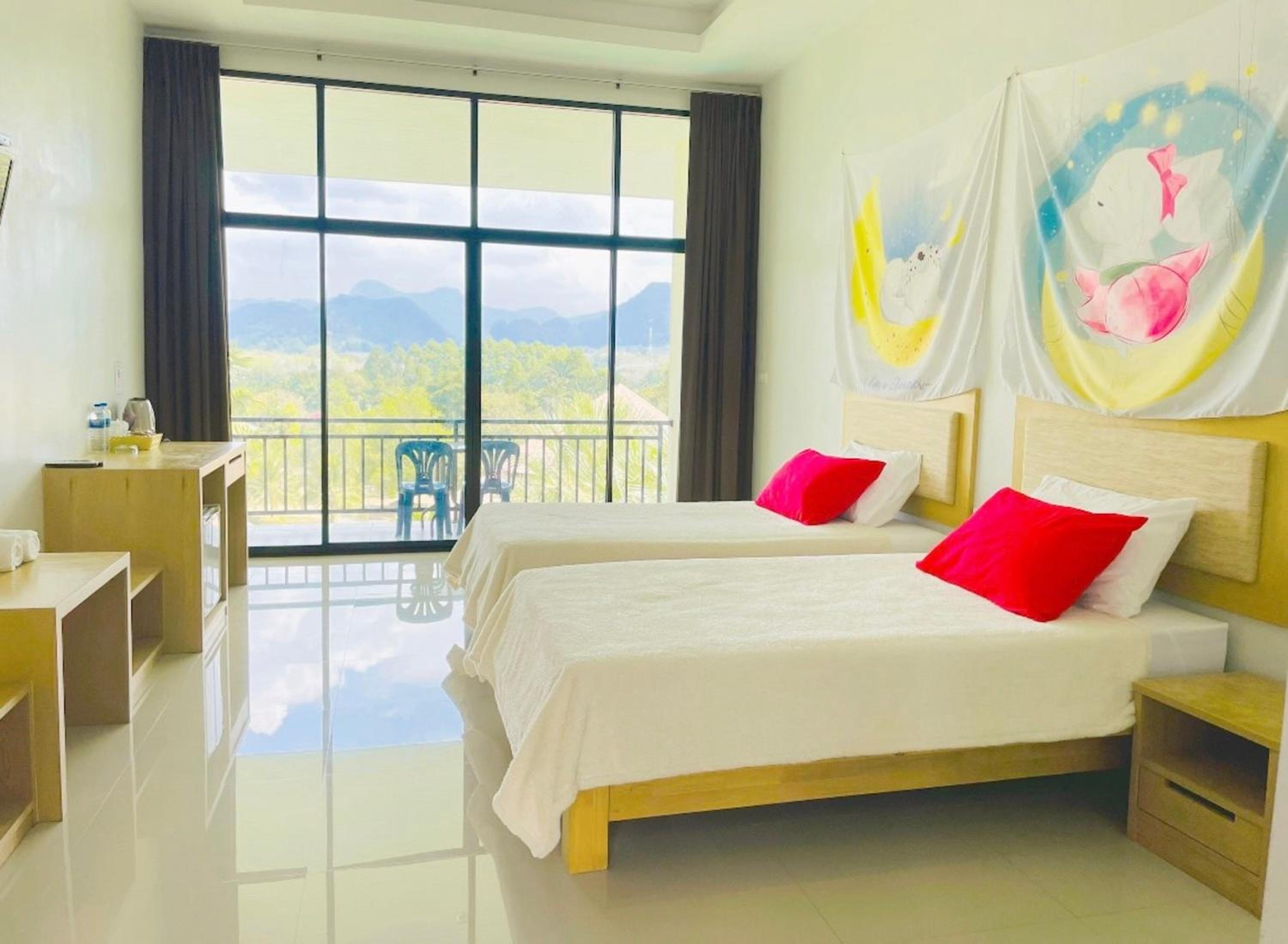 Superior Triple Room with Pool Access - Photo 6