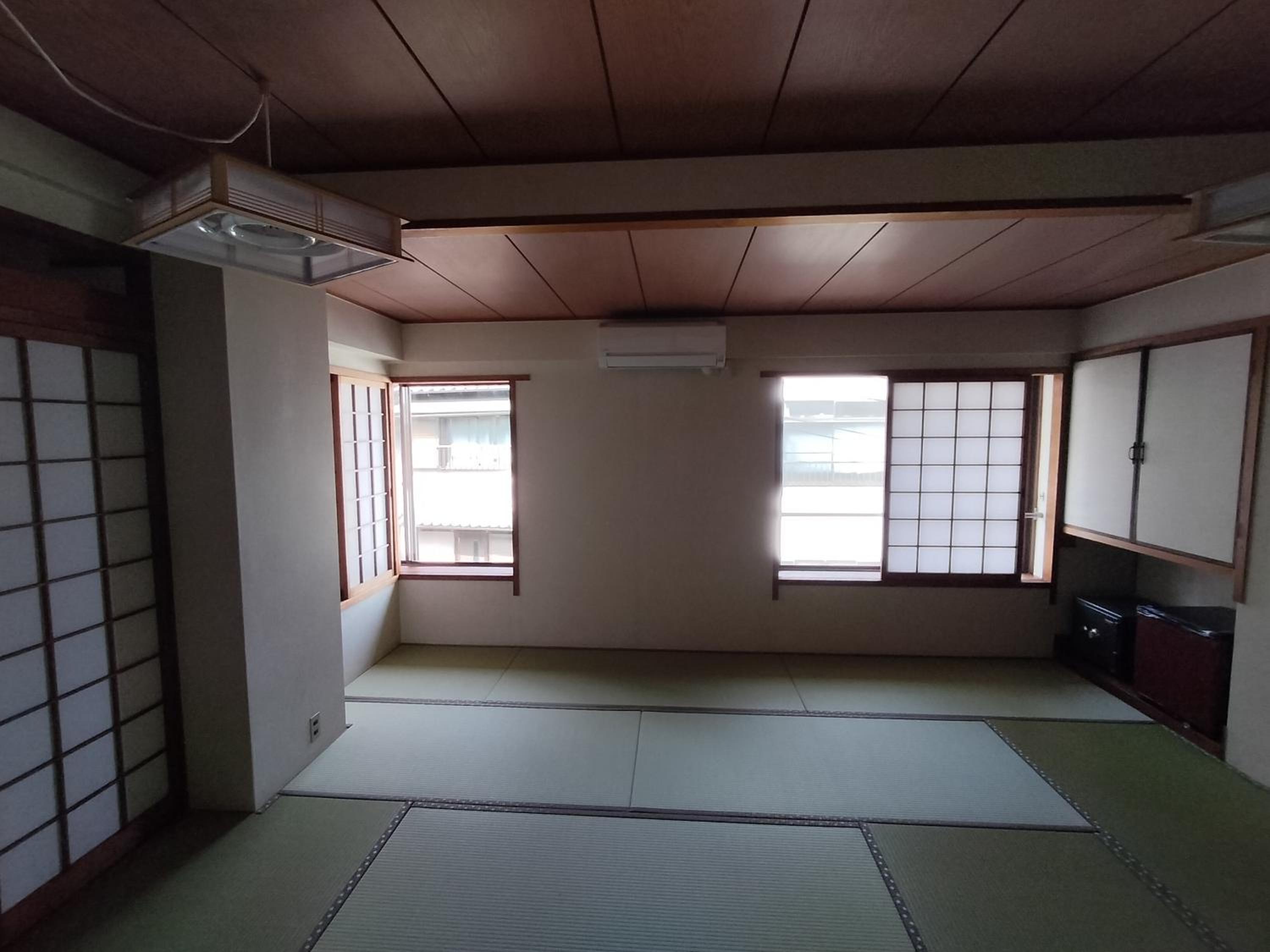 Family Room - Photo 8