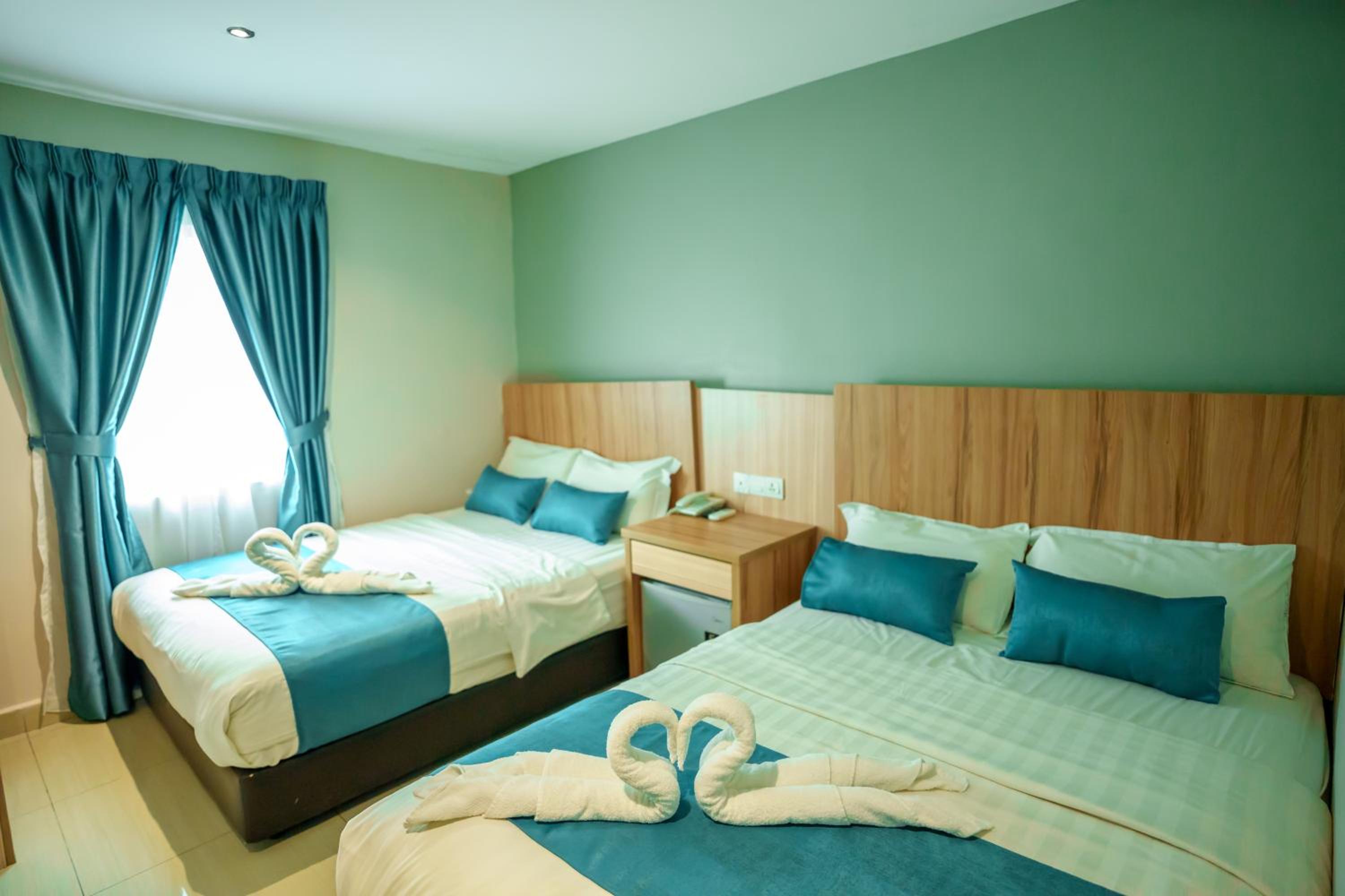Deluxe Family Room