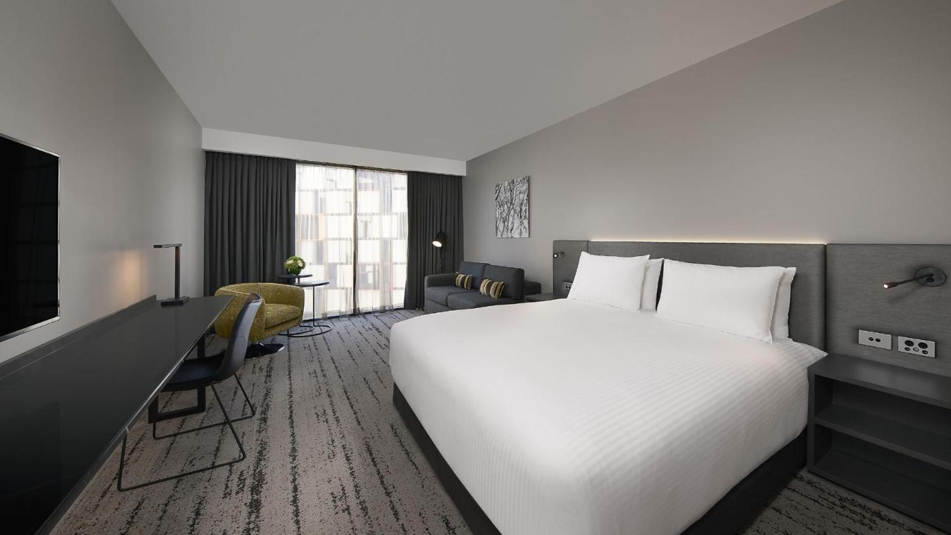 Superior King Room