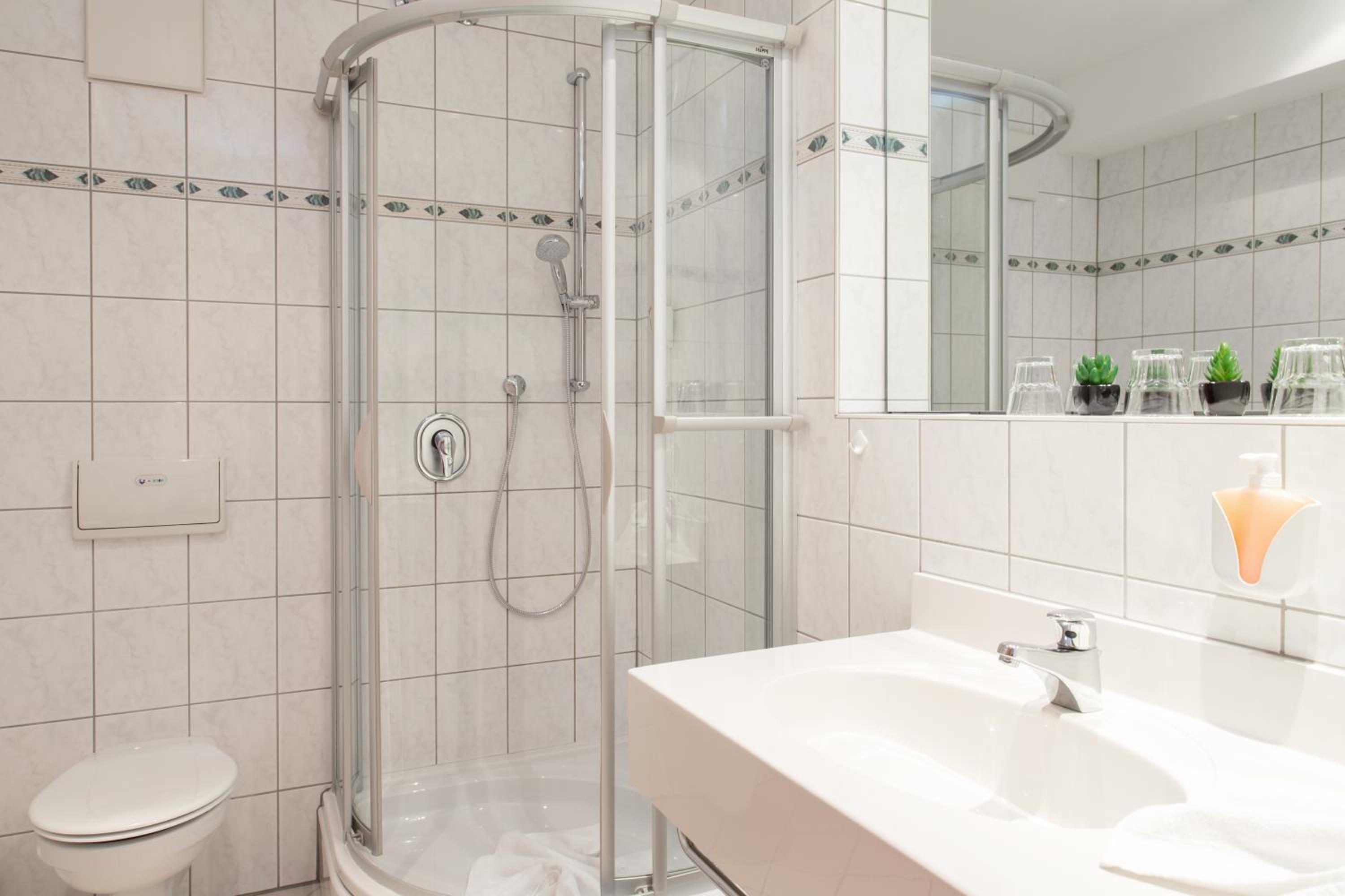 Double Room - Photo 6