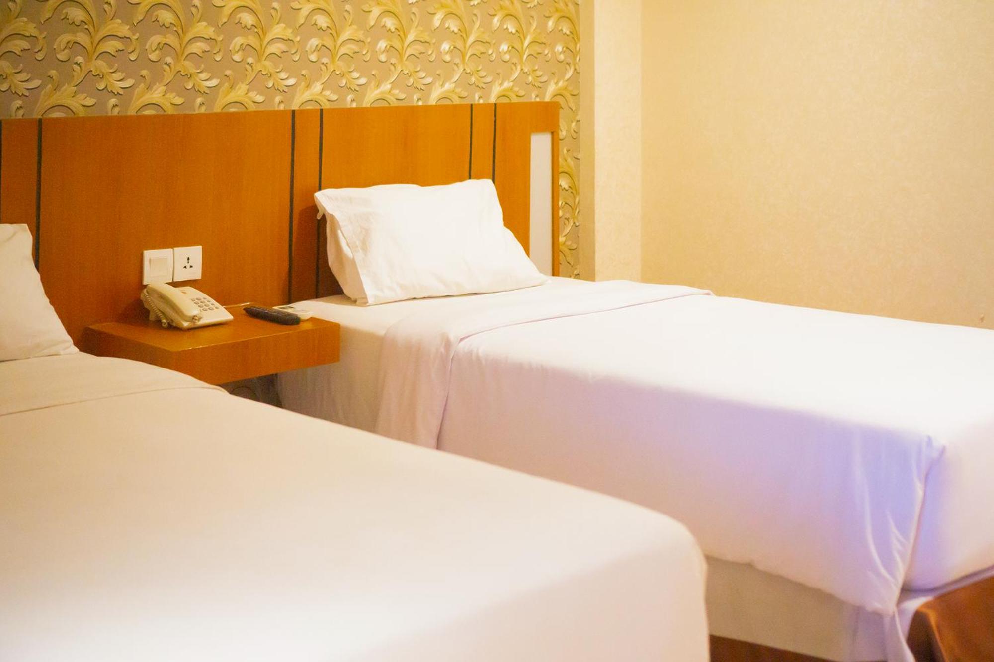Superior Twin Room - Photo 1