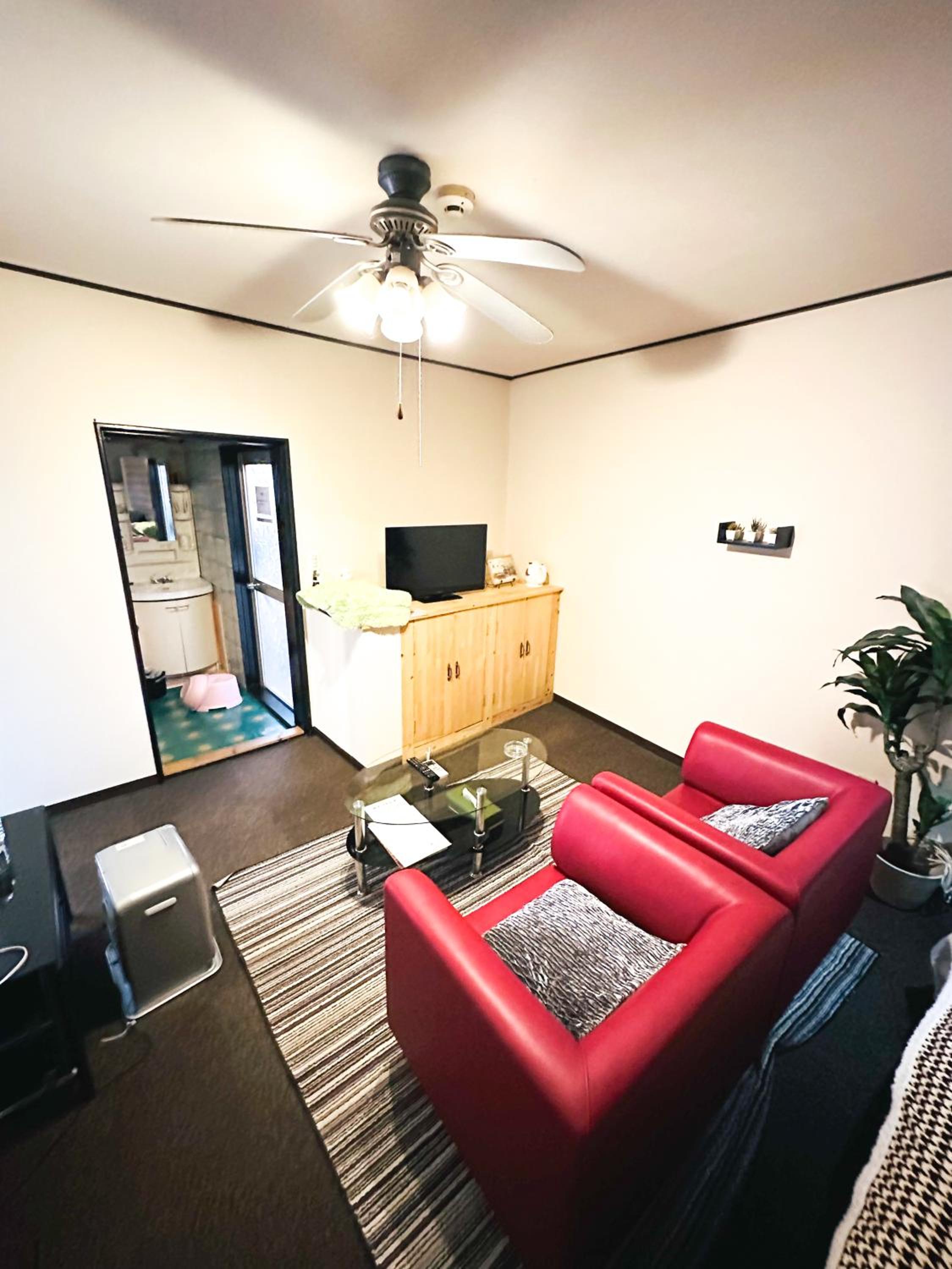 Twin Room with Private Bathroom - Photo 1