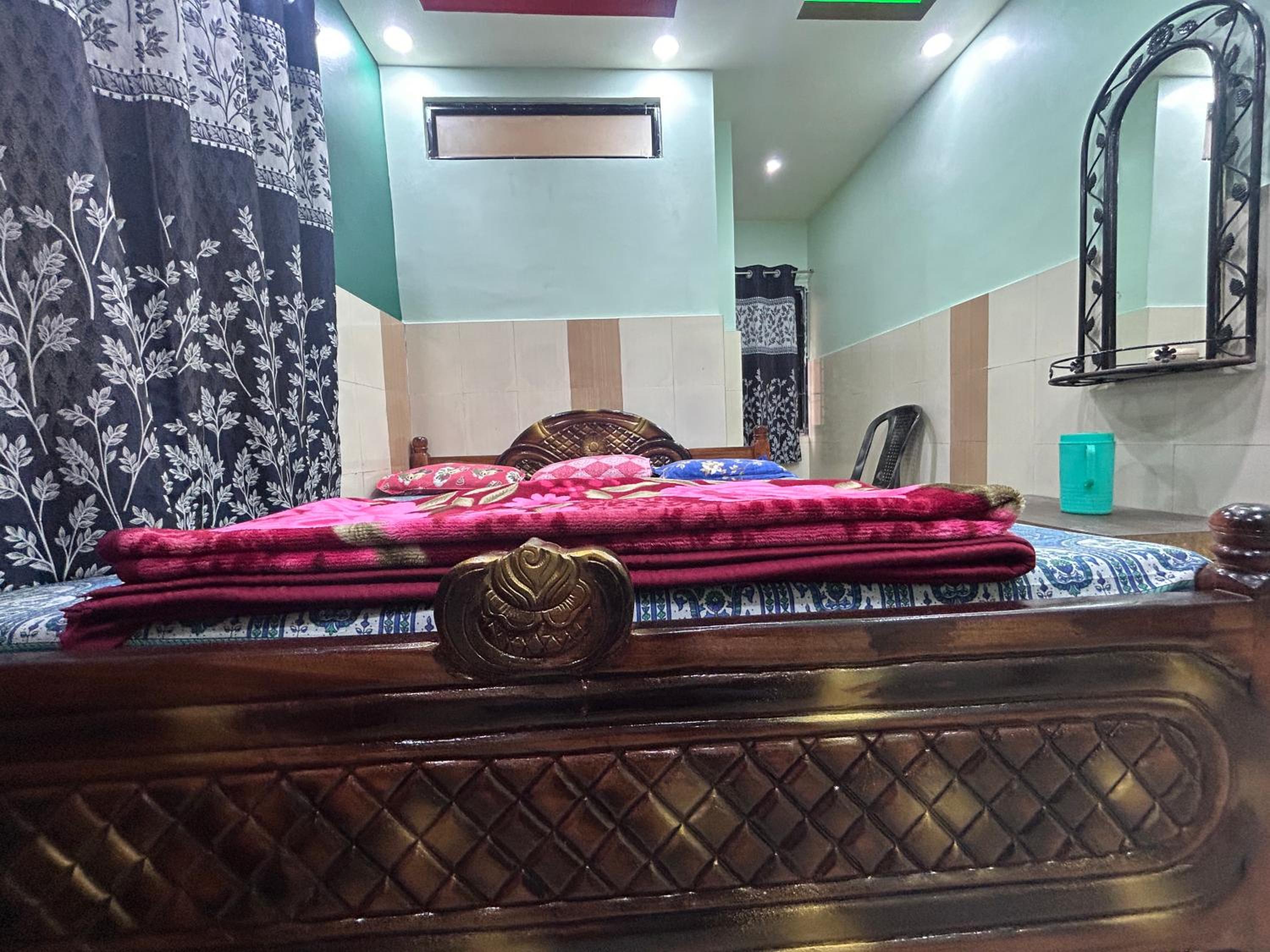 Deluxe King Room photo 3