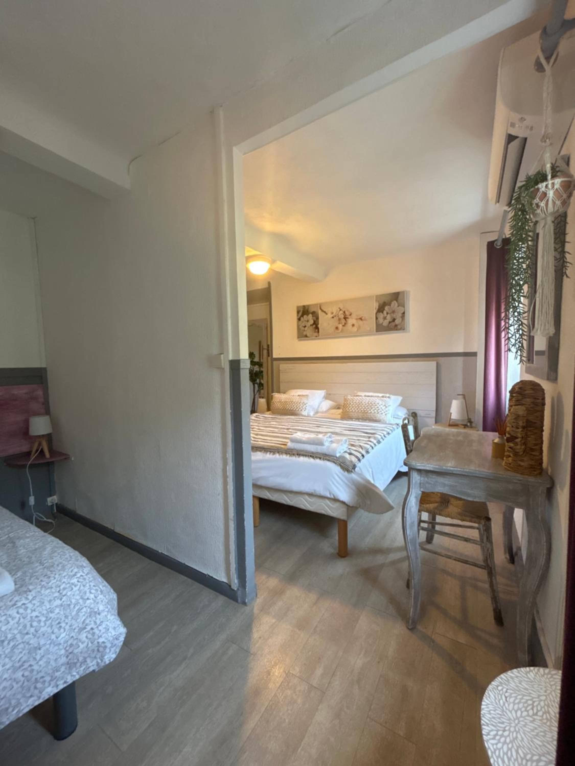 Large Double Room