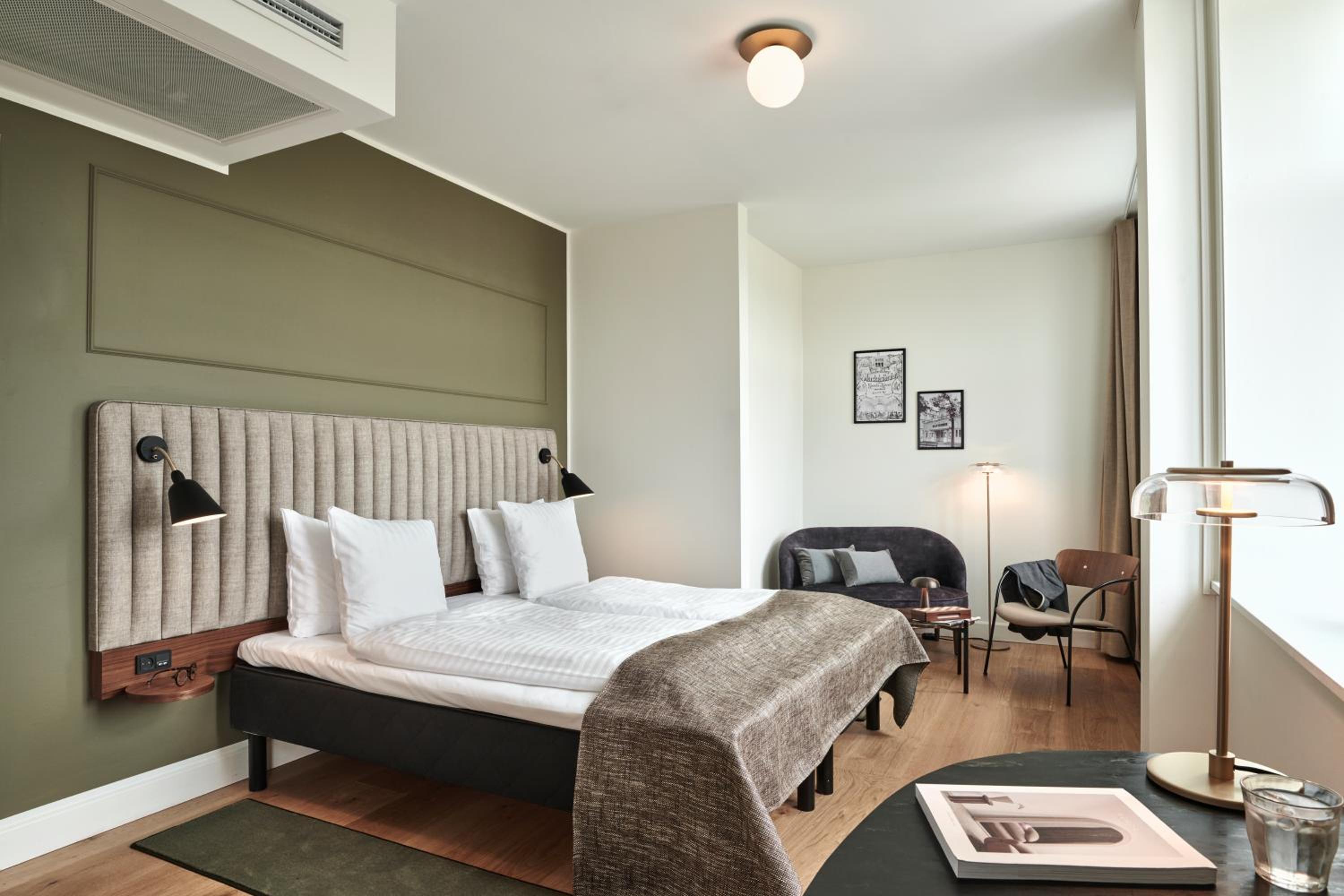 Two-Bedroom Suite - Photo 10