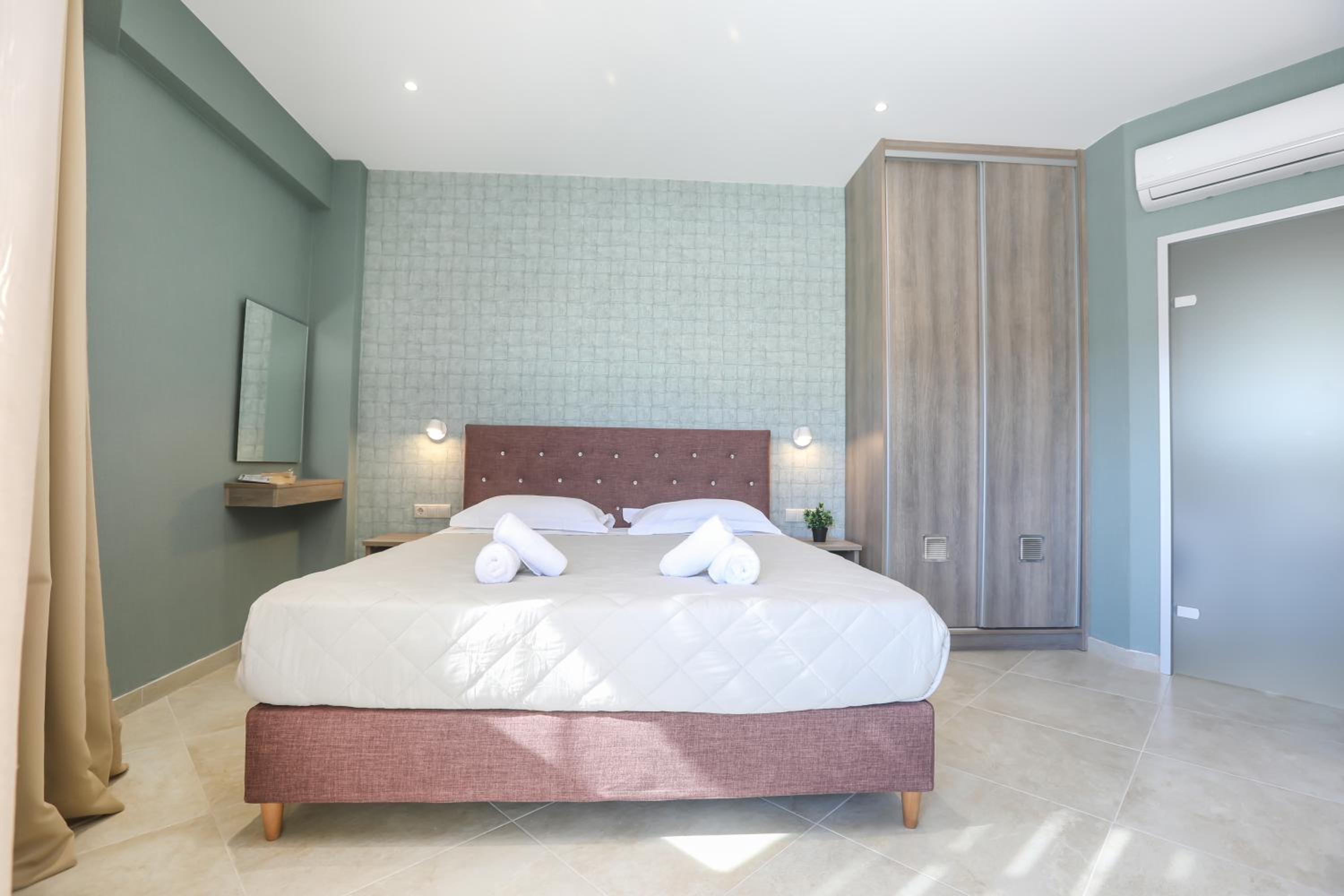 Quadruple Room photo 2