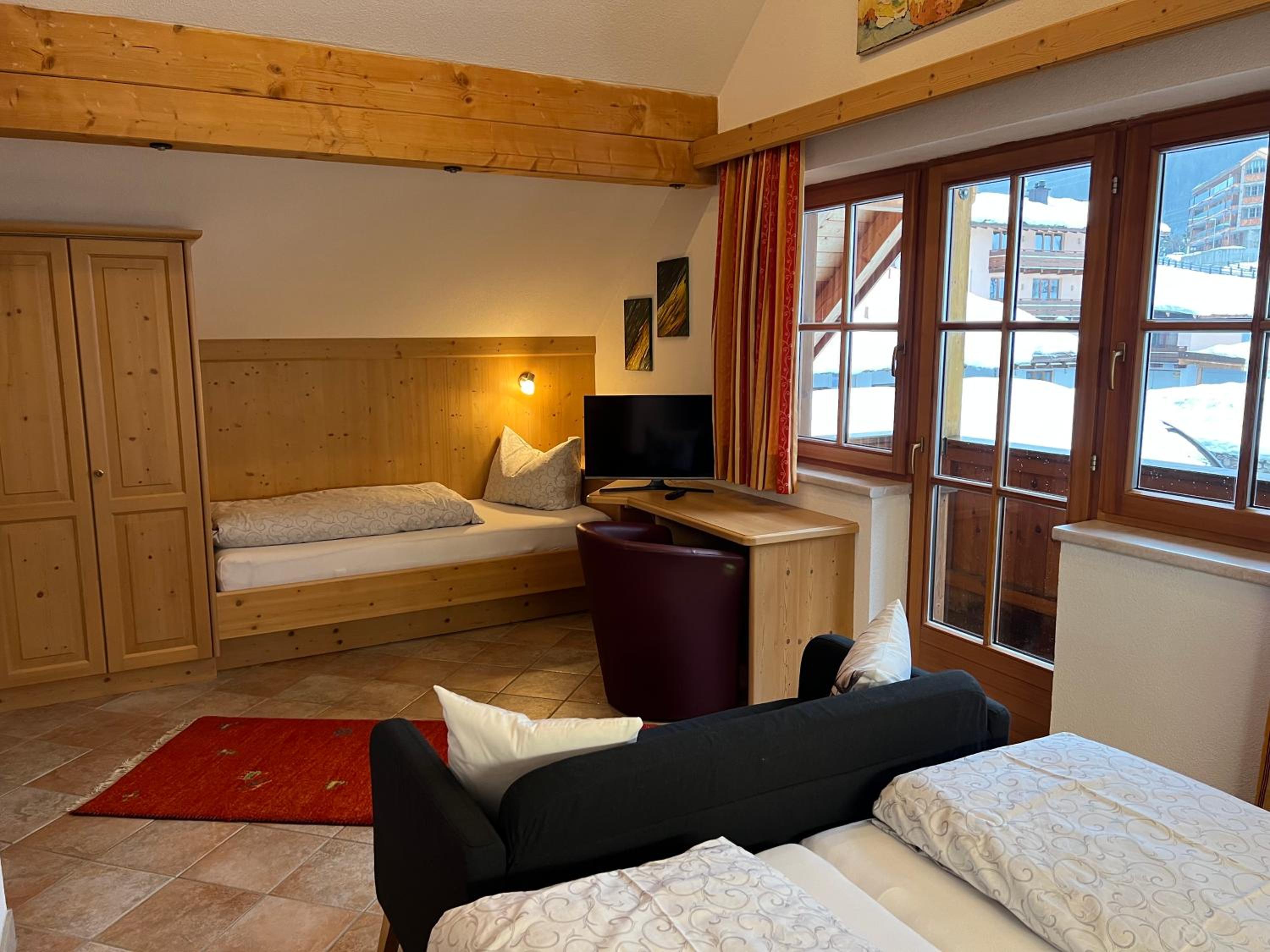 Triple Room with Balcony