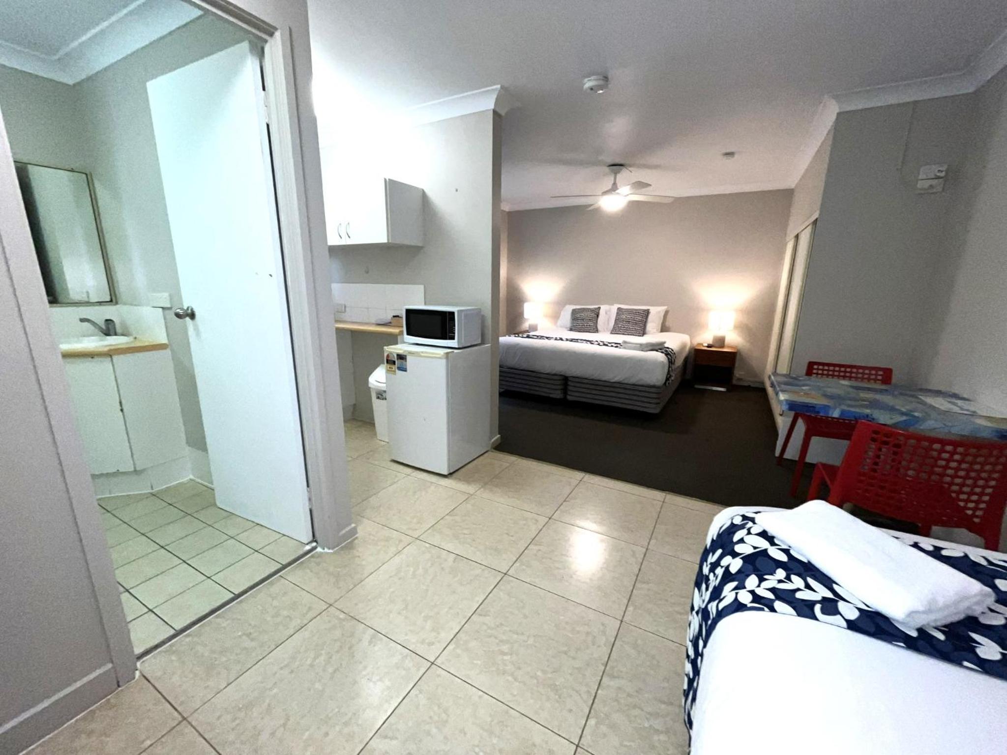 Triple Room - Photo 15