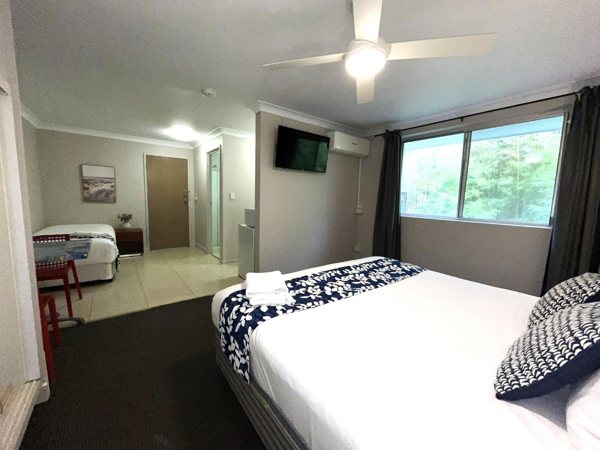 Triple Room - Photo 1
