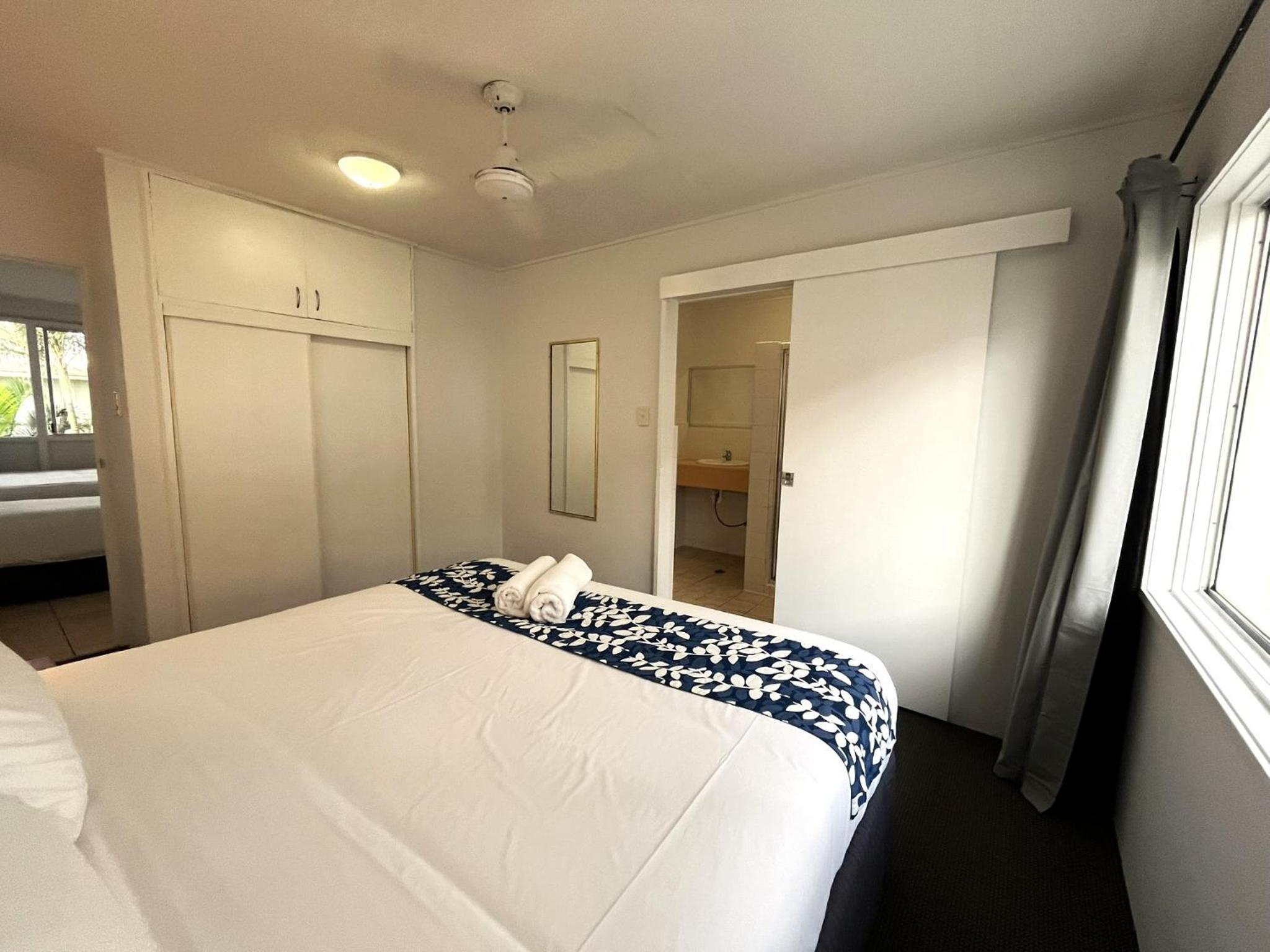 One-Bedroom Apartment (5 Adults) - Photo 7