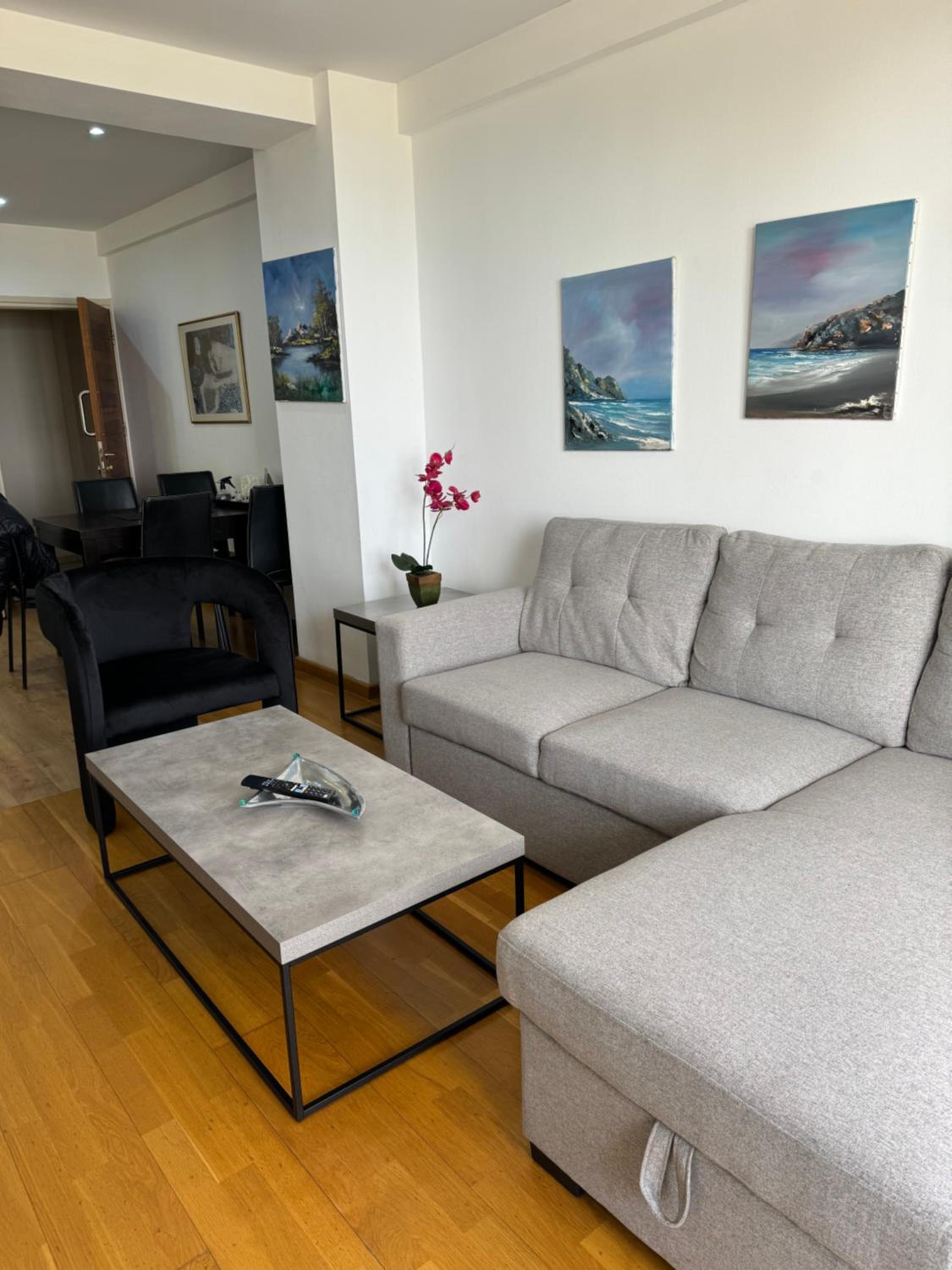Two-Bedroom Apartment with Sea View - Photo 13