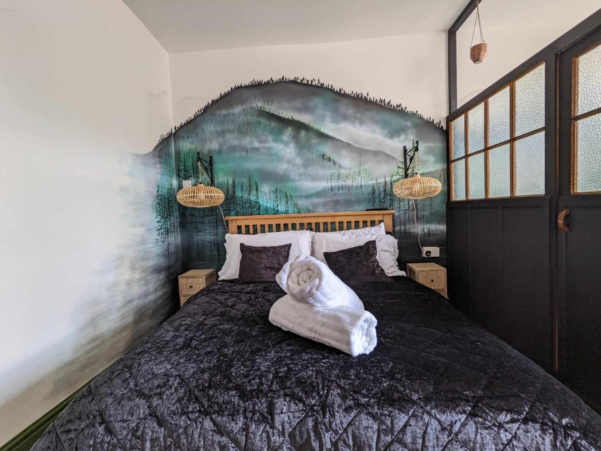 Deluxe Queen Room