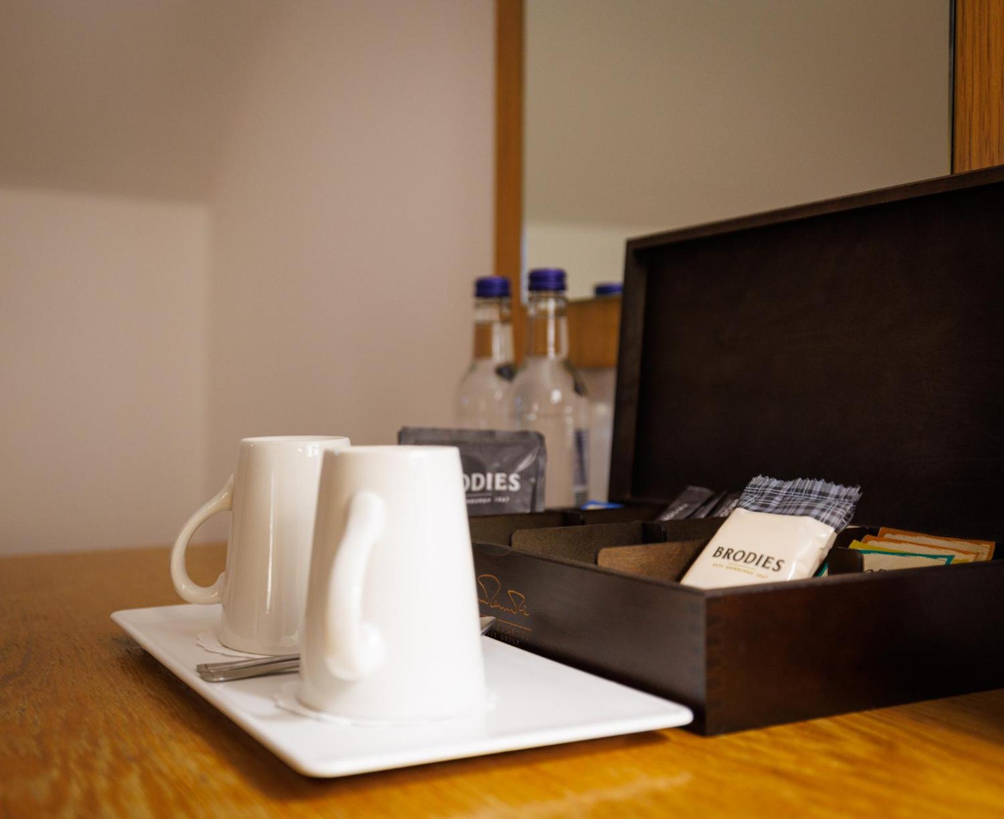 Standard Double Room - Photo 6