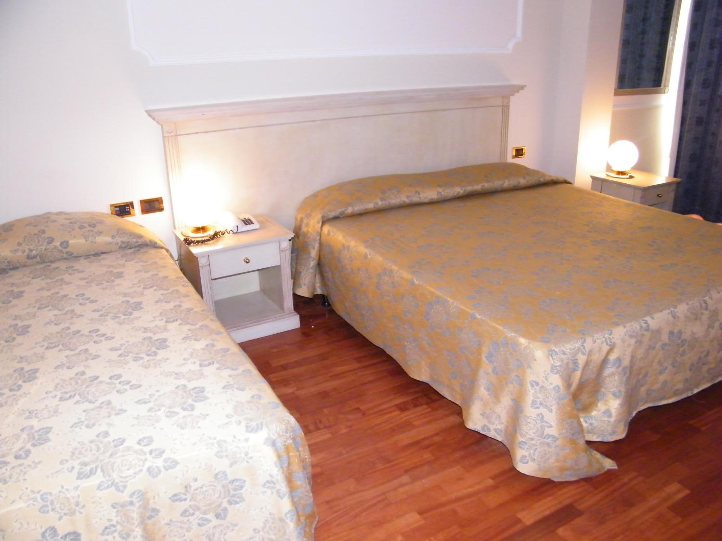 Triple Room - Photo 3