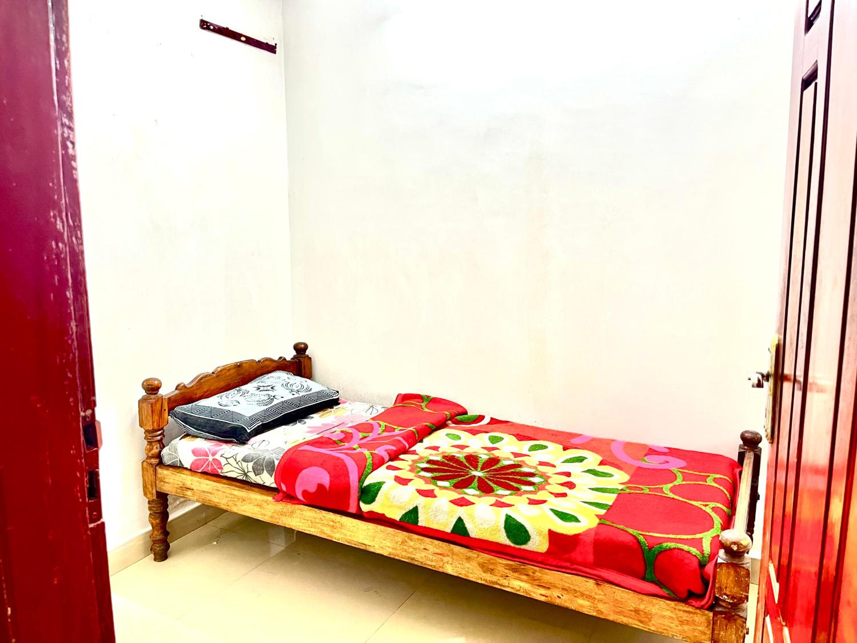 Budget Single Room photo 1